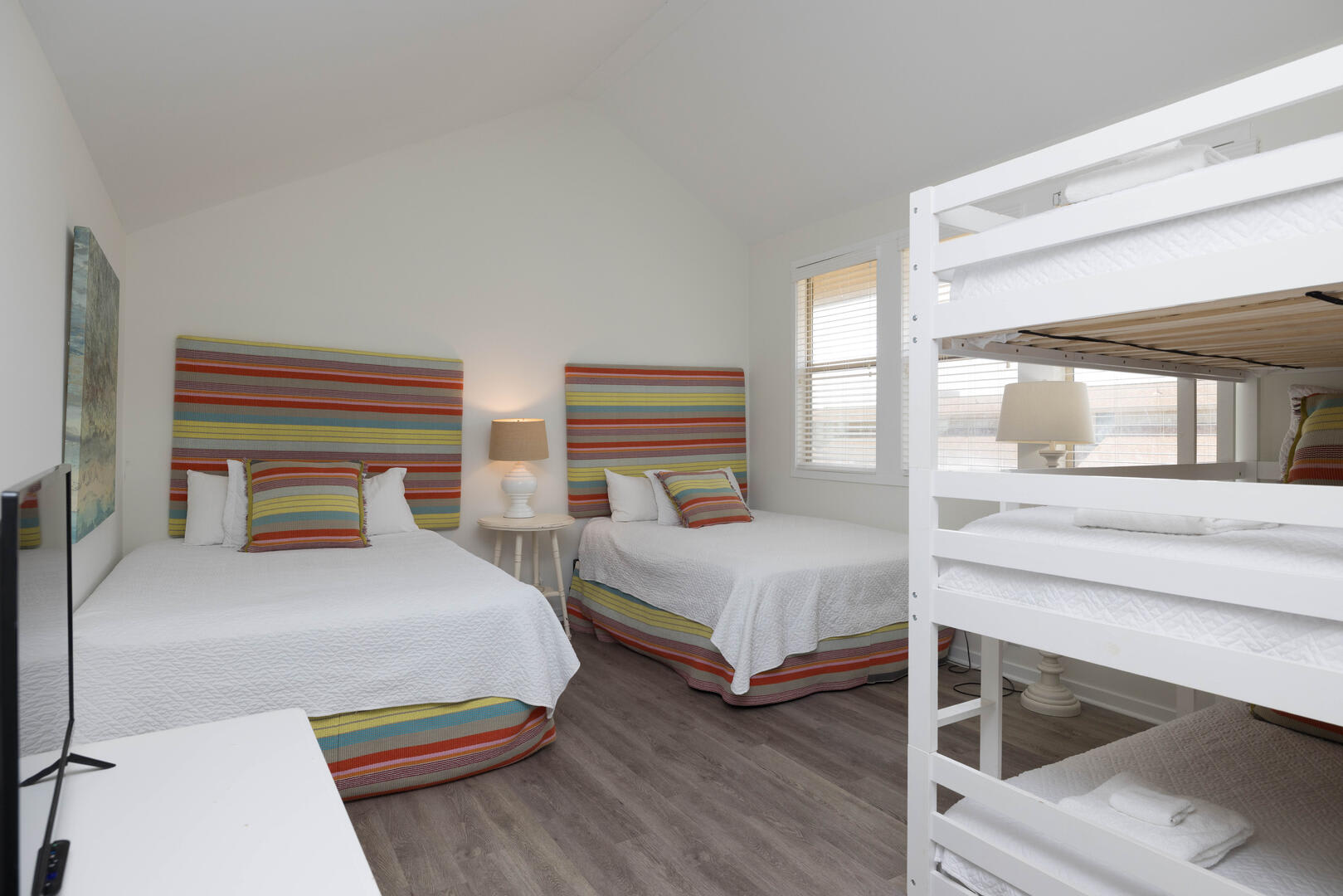 2nd Level Guest Bedroom with 2 Queens, 3 Twins Bunkbed and Full En Suite Full Bathroom