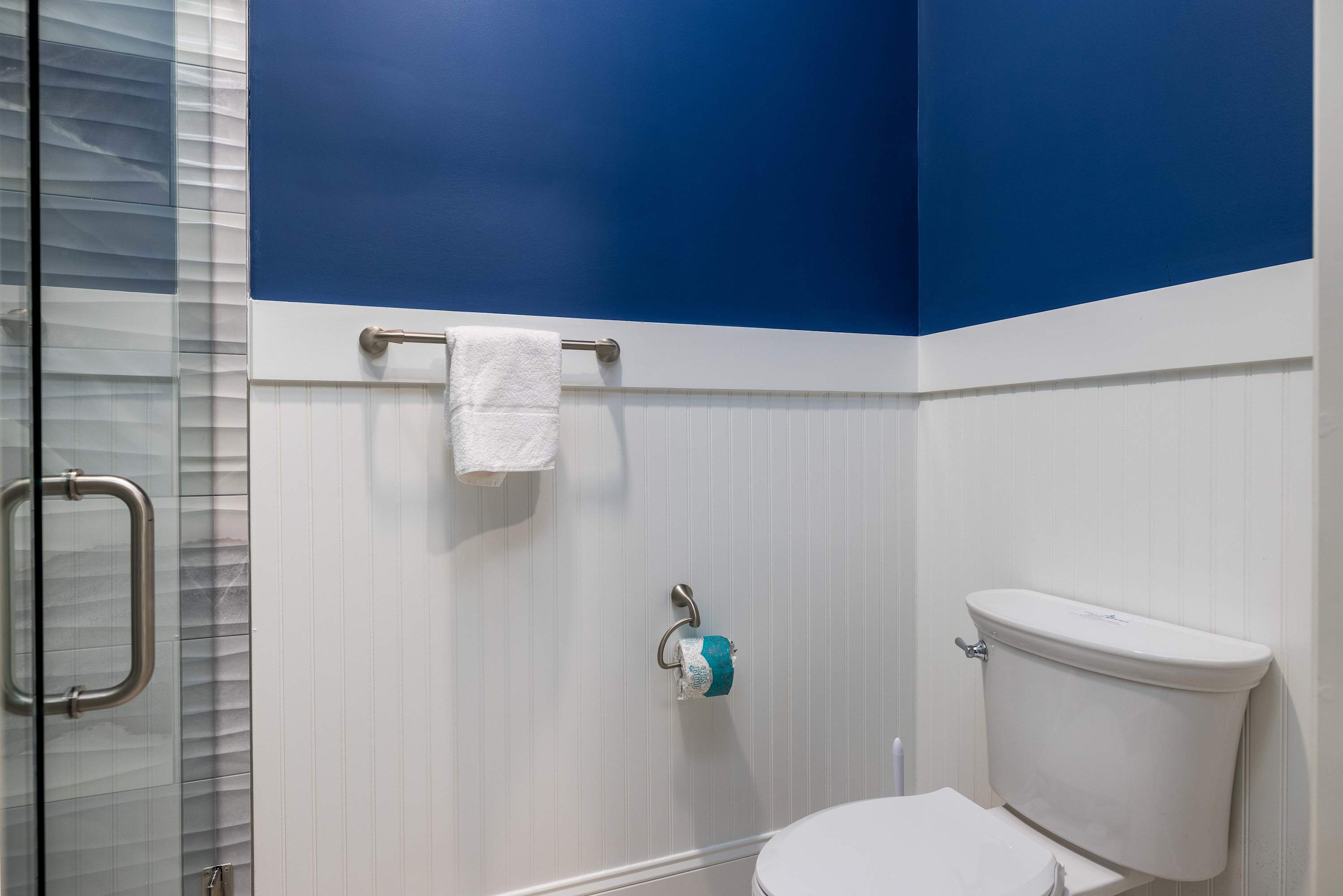 Bunk Room Full En Suite Bathroom