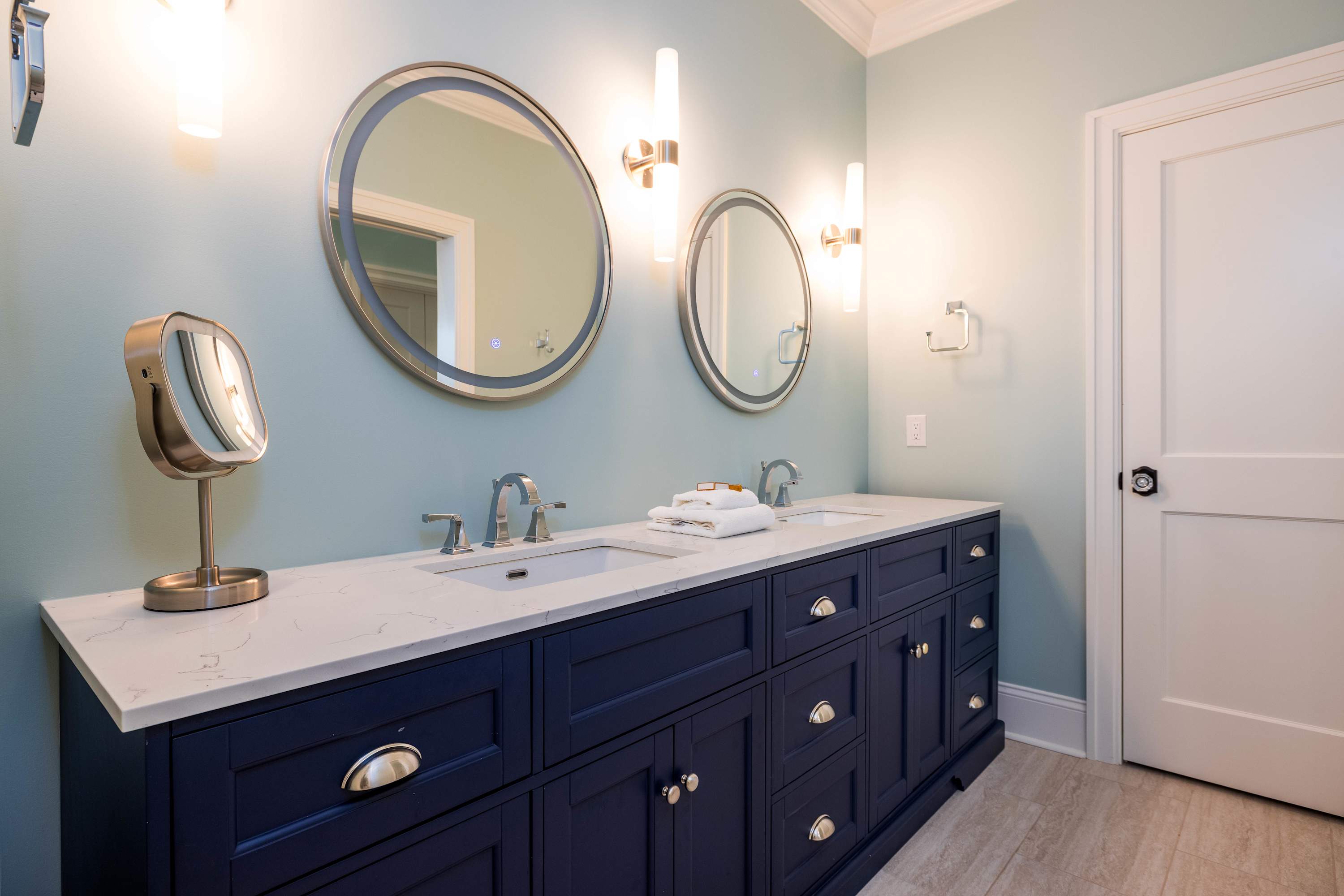 Primary 3 Full En Suite Bathroom