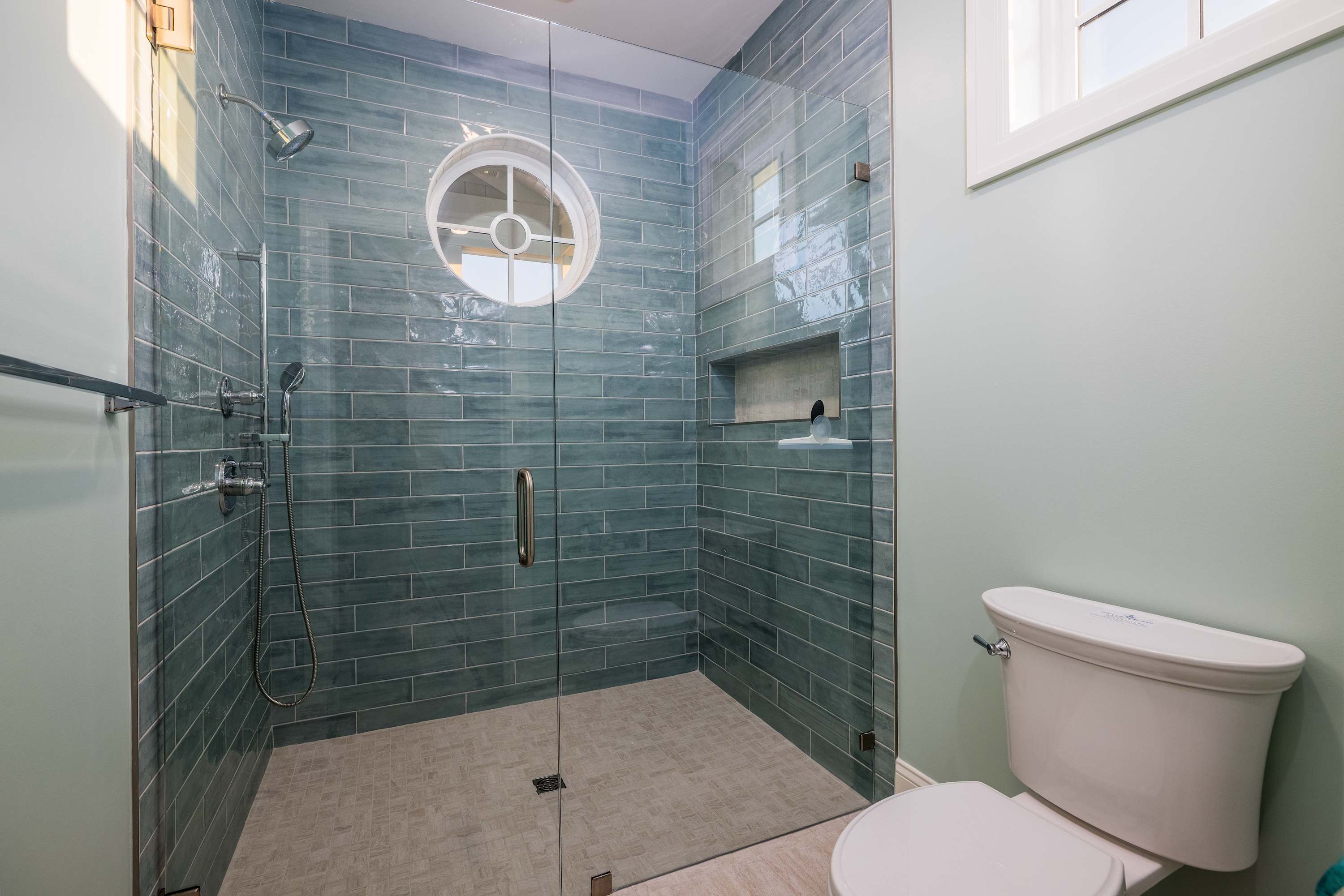 Primary 3 Full En Suite Bathroom