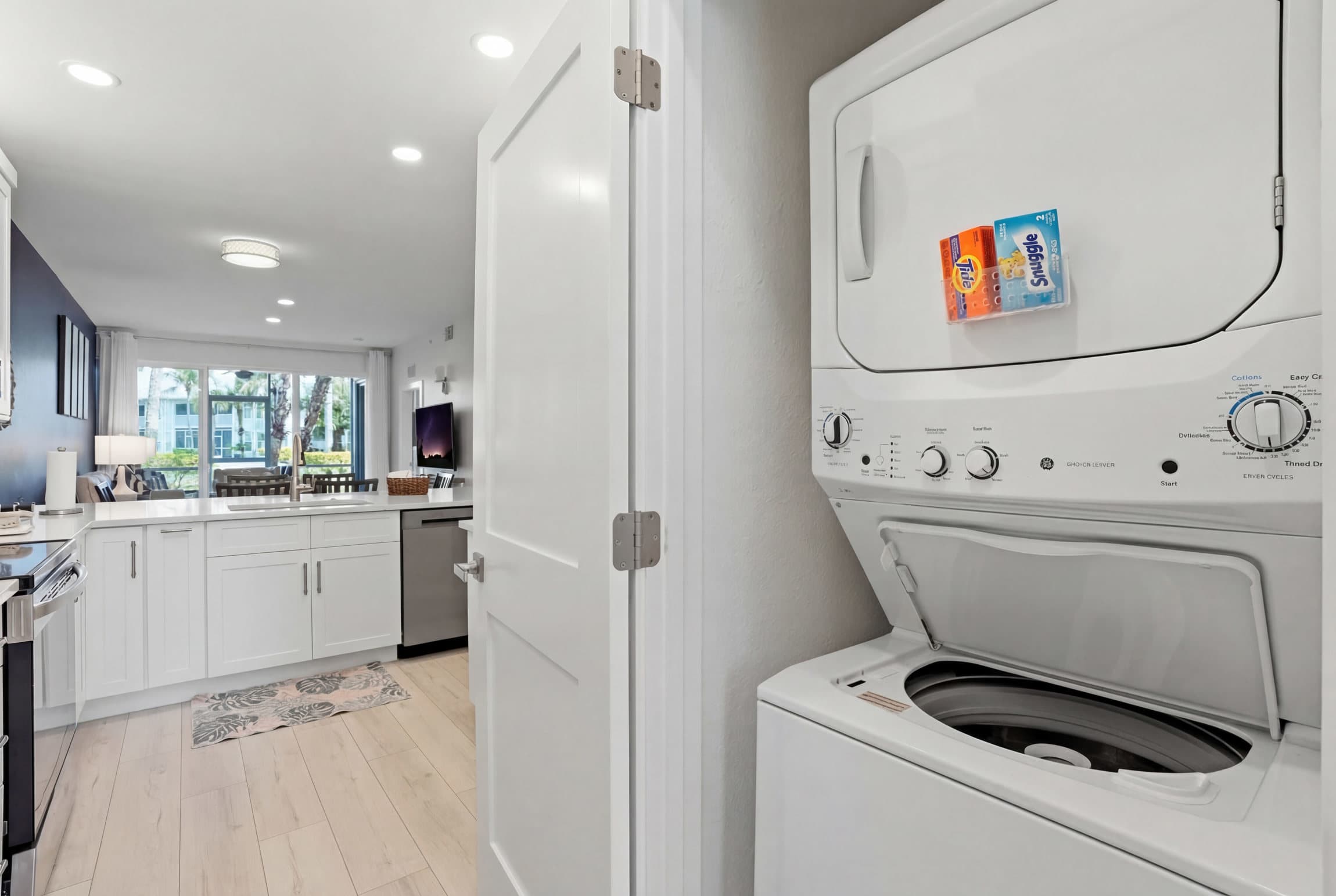 216 Luxury Remodeled Sleep 6 End Unit | Photo 16