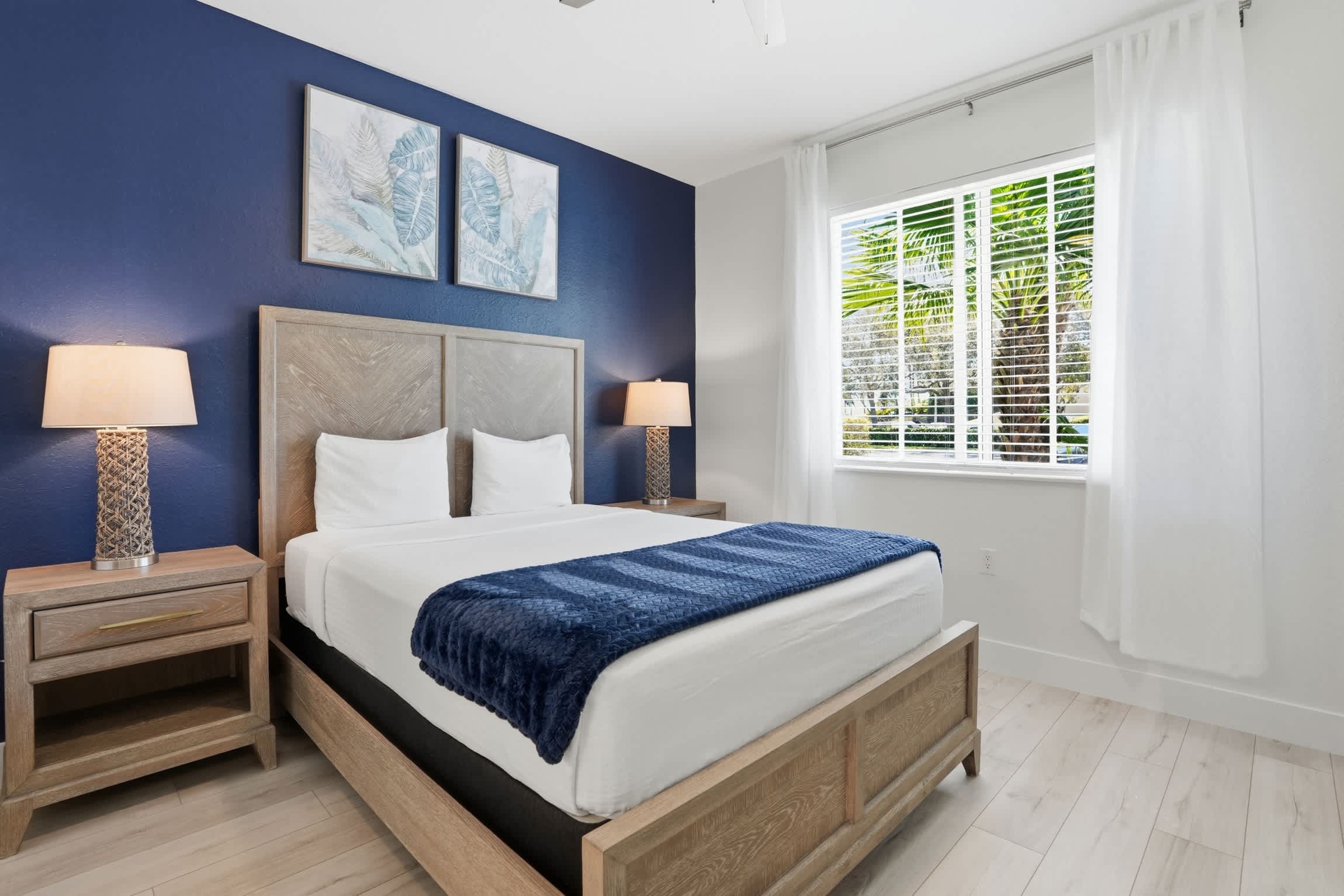 216 Luxury Remodeled Sleep 6 End Unit | Photo 4