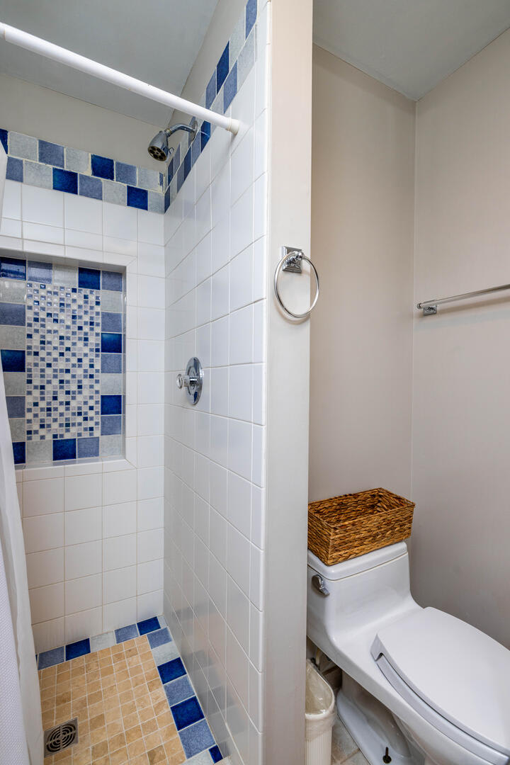 Full En Suite Bathroom