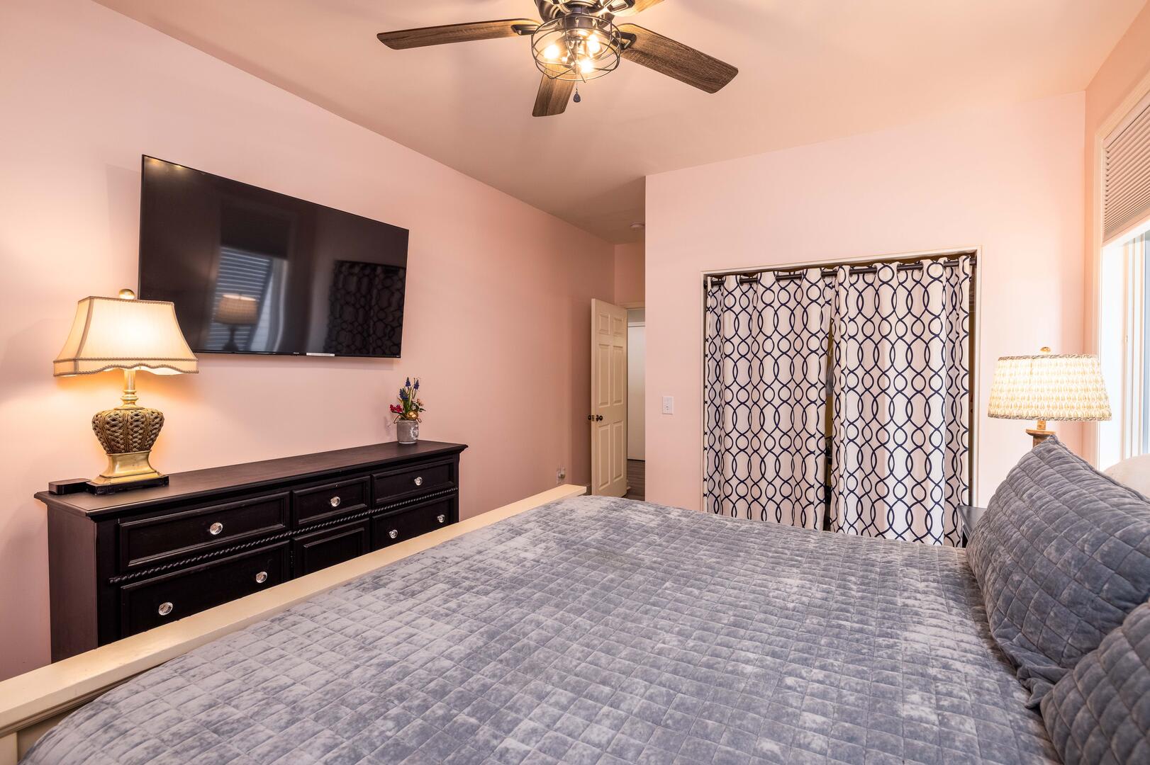 1st Level Primary King Bedroom with Full En Suite Bathroom