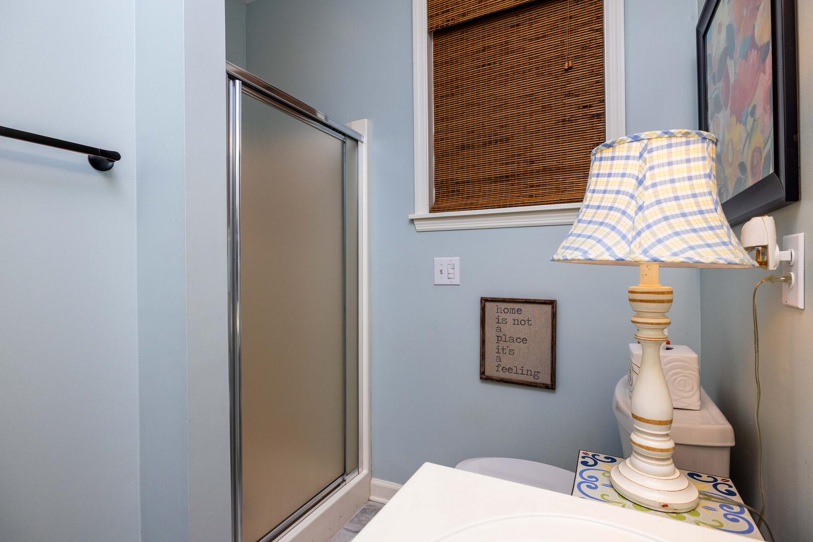 Full En Suite Bathroom