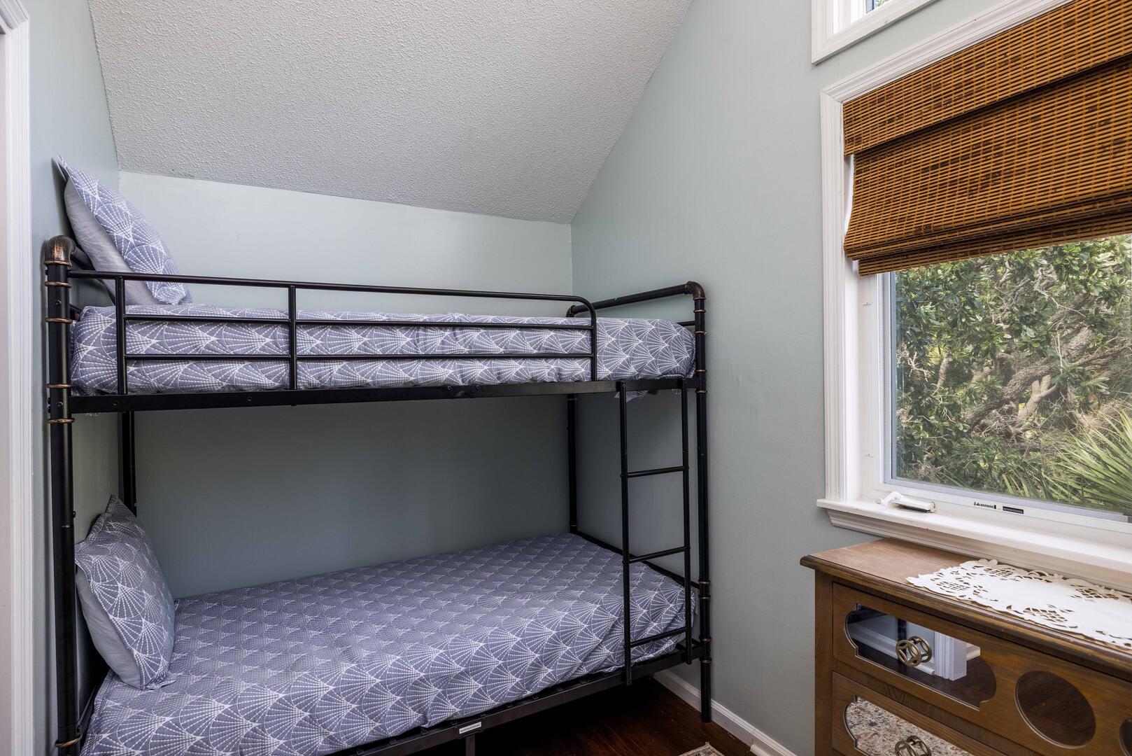 Bunk Room with Twin over Twin Bunk Bed