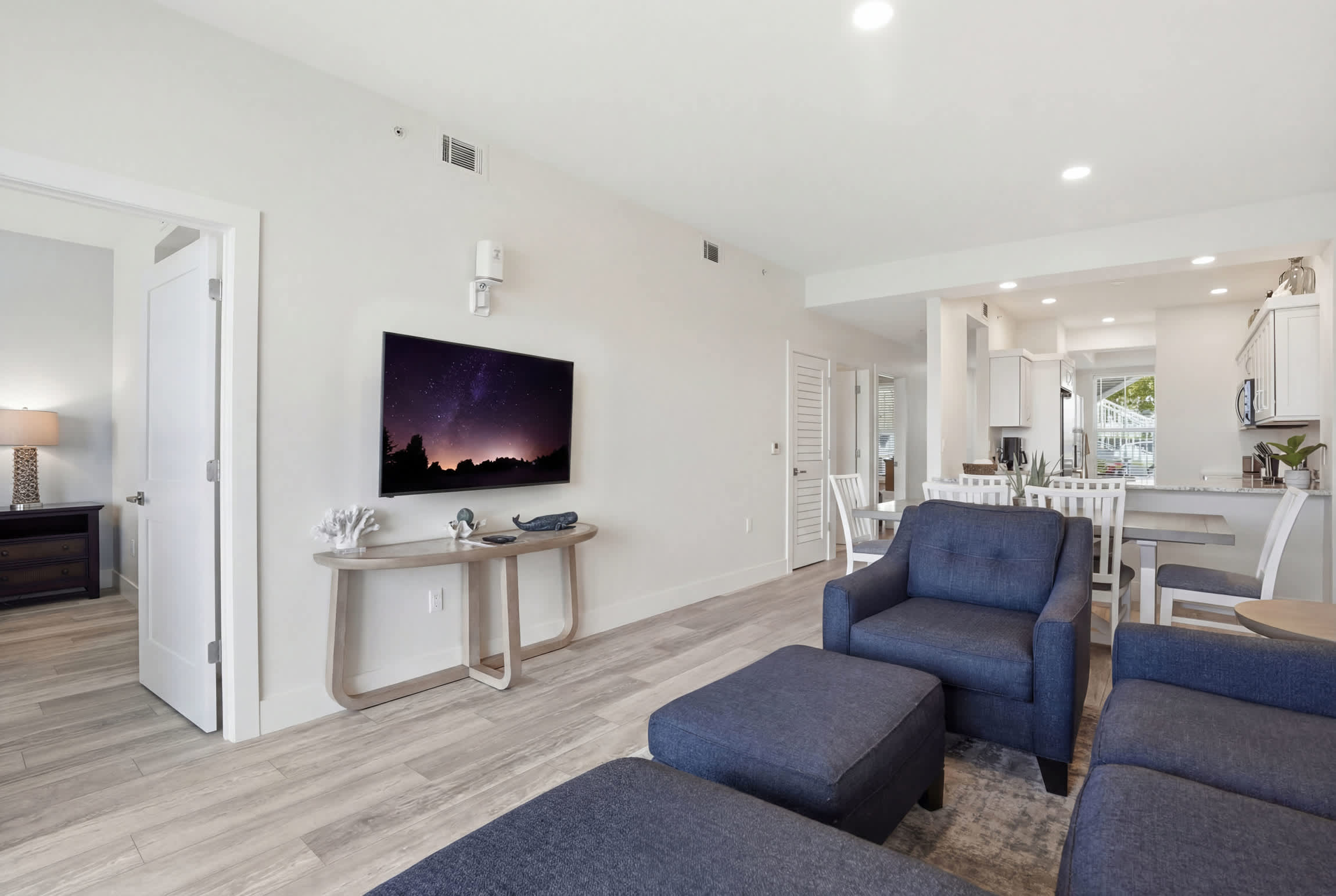 1412 Golf and Lake Views Updated Sleeps 4 | Photo 18