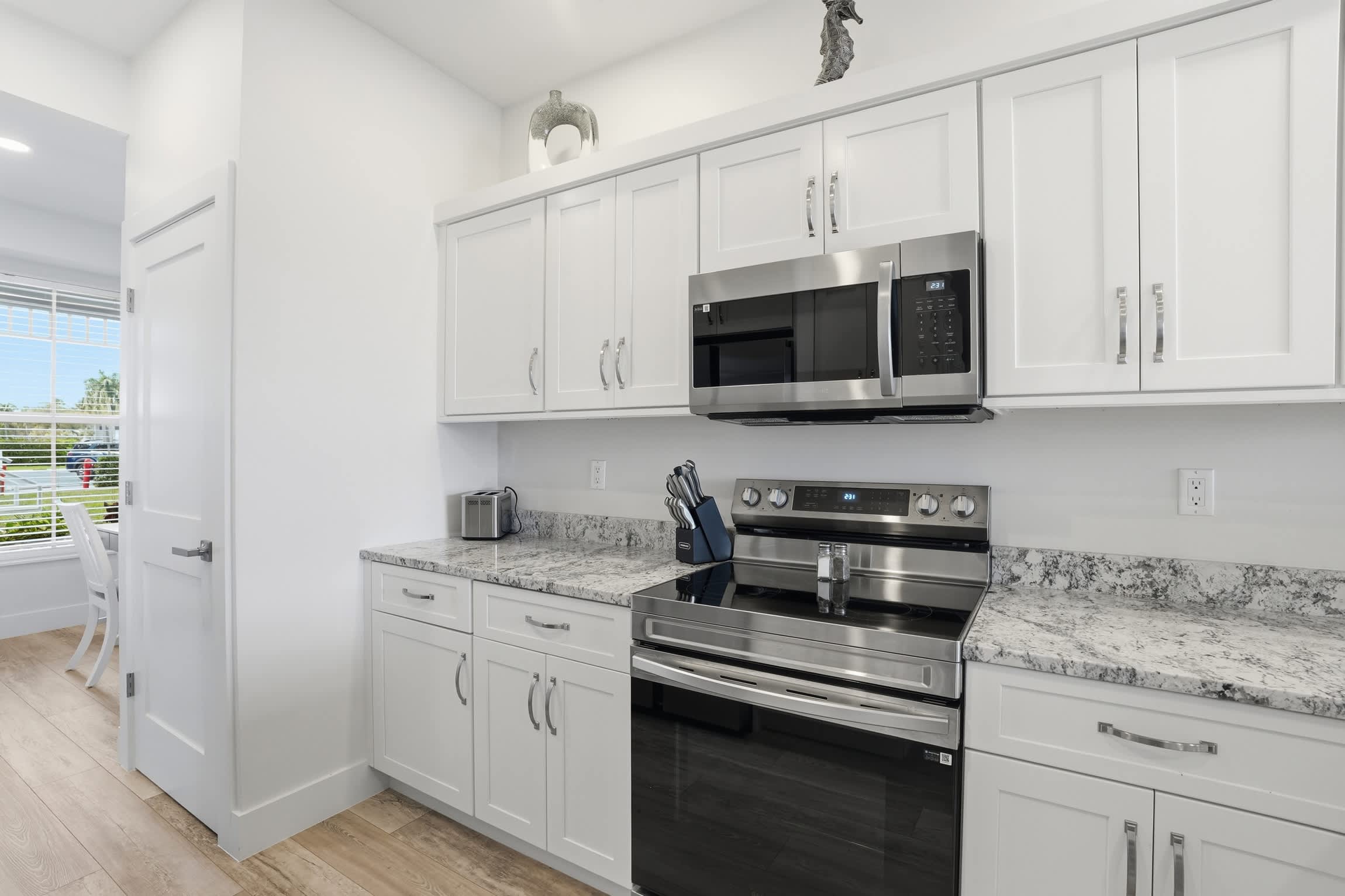 1412 Golf and Lake Views Updated Sleeps 4 | Photo 12