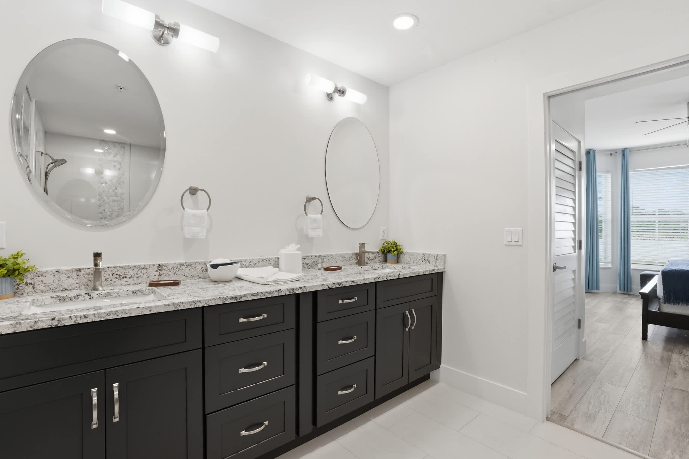 1412 Golf and Lake Views Updated Sleeps 4 | Photo 23