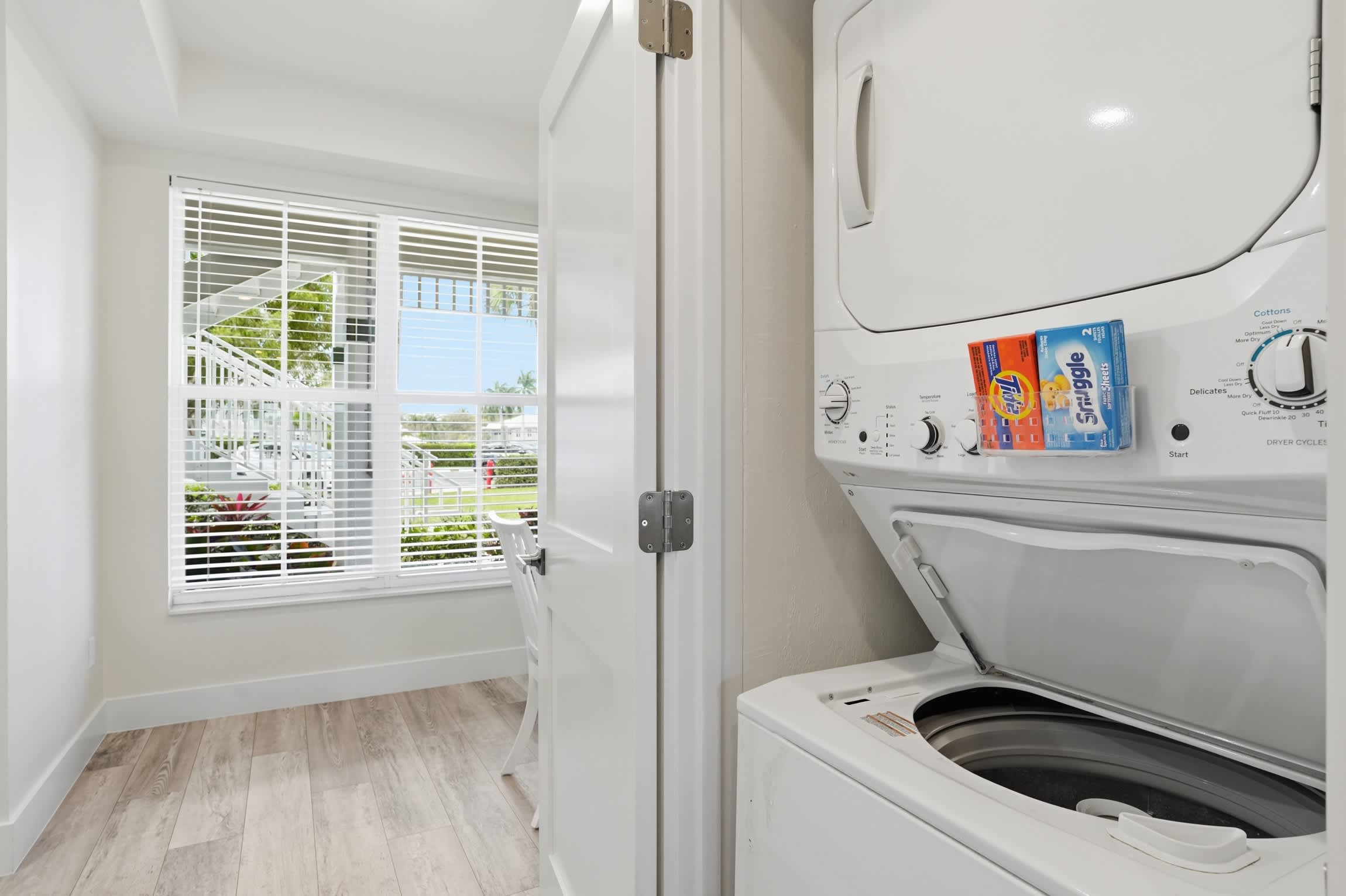 1412 Golf and Lake Views Updated Sleeps 4 | Photo 15