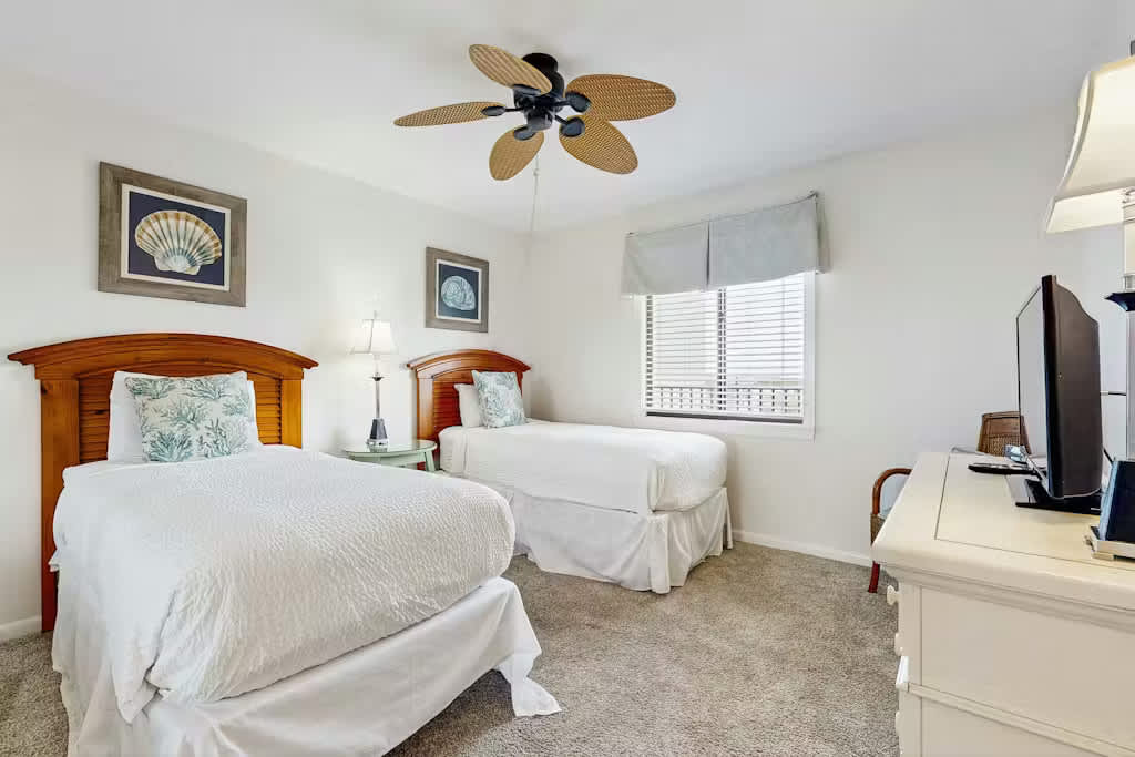 Emerald Towers 0605 | Photo 6