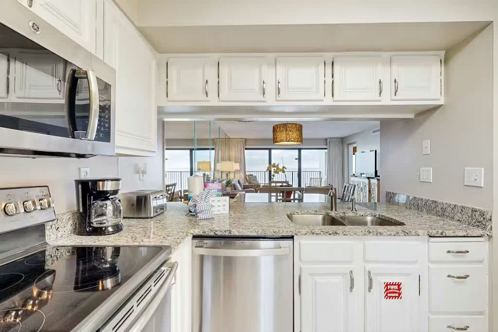 Emerald Towers 0605 | Photo 11