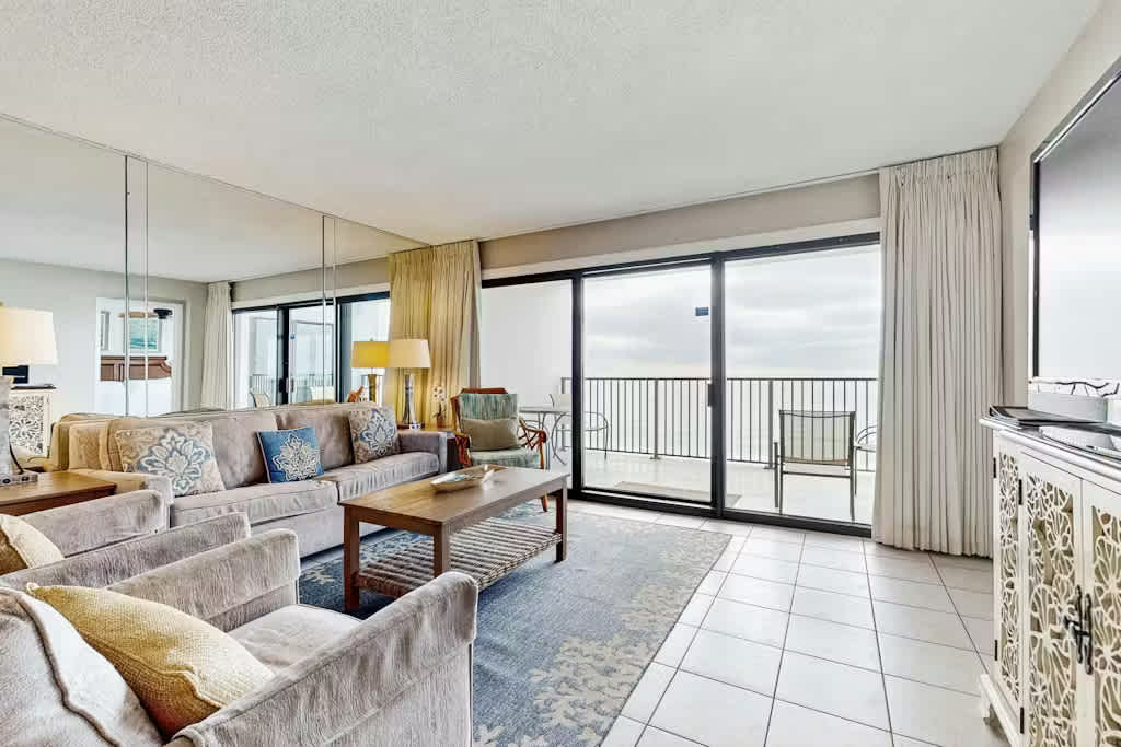 Emerald Towers 0605 | Photo 18