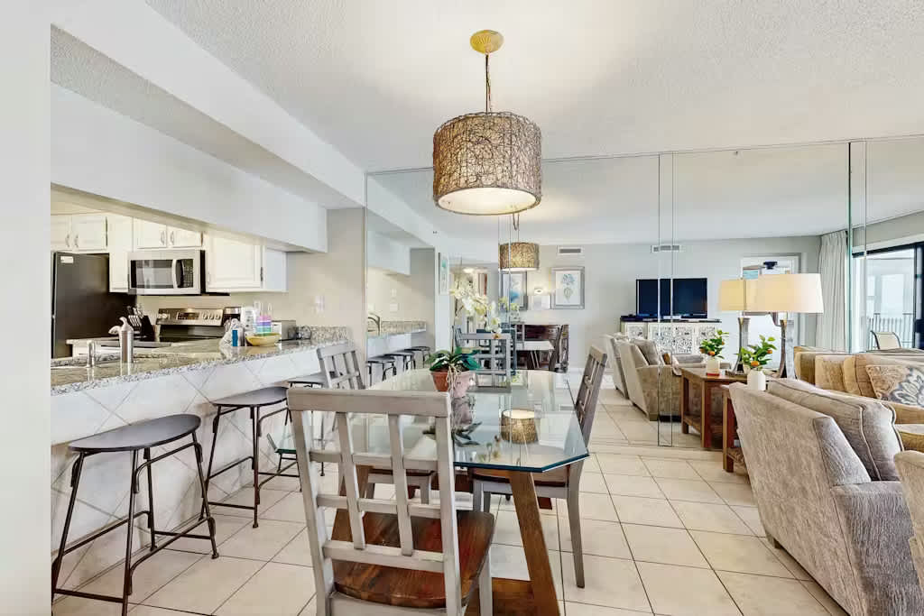 Emerald Towers 0605 | Photo 19