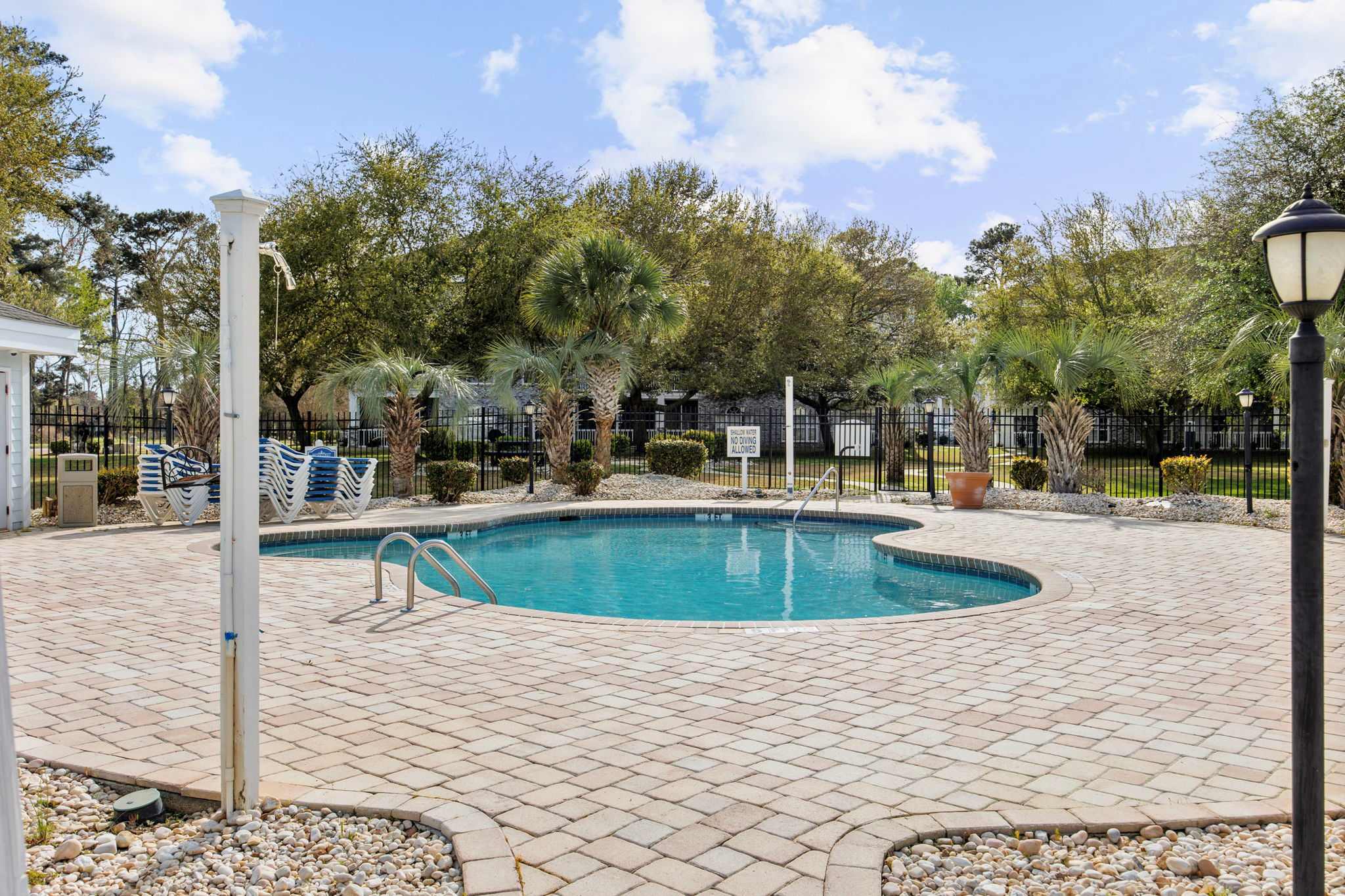 Fairway Breeze Retreat with Pond and Golf Views