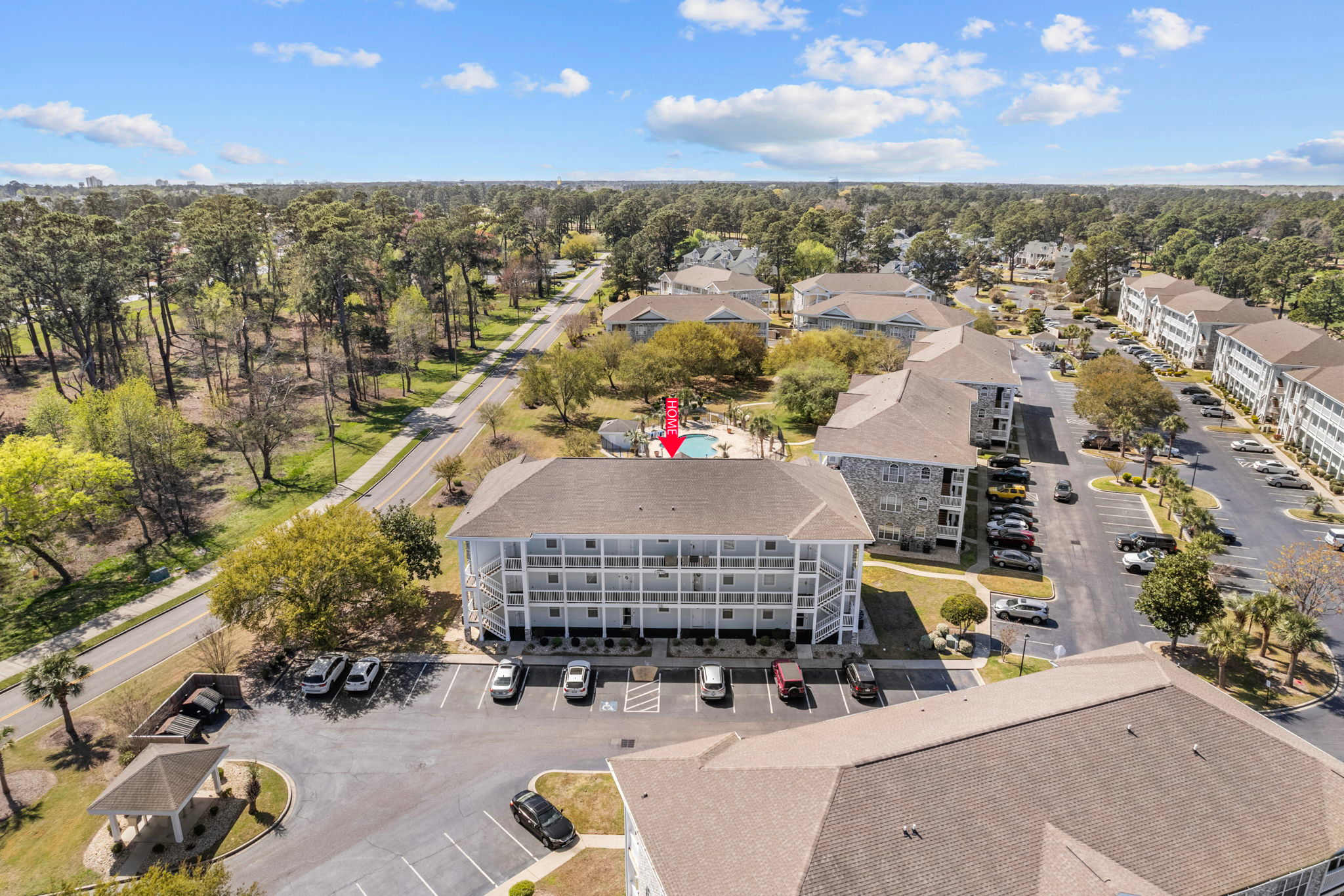 Fairway Breeze Retreat with Pond and Golf Views