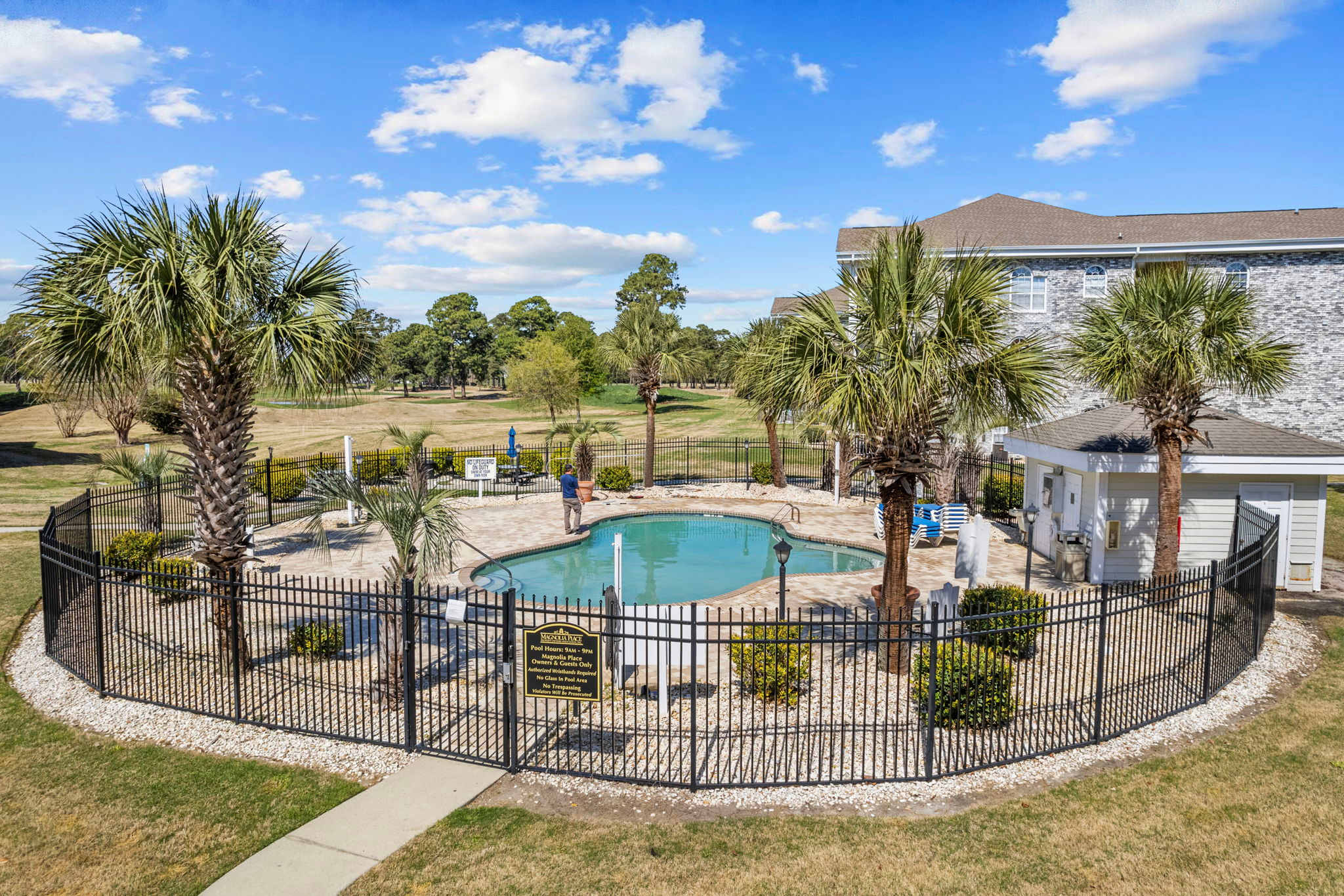 Fairway Breeze Retreat with Pond and Golf Views