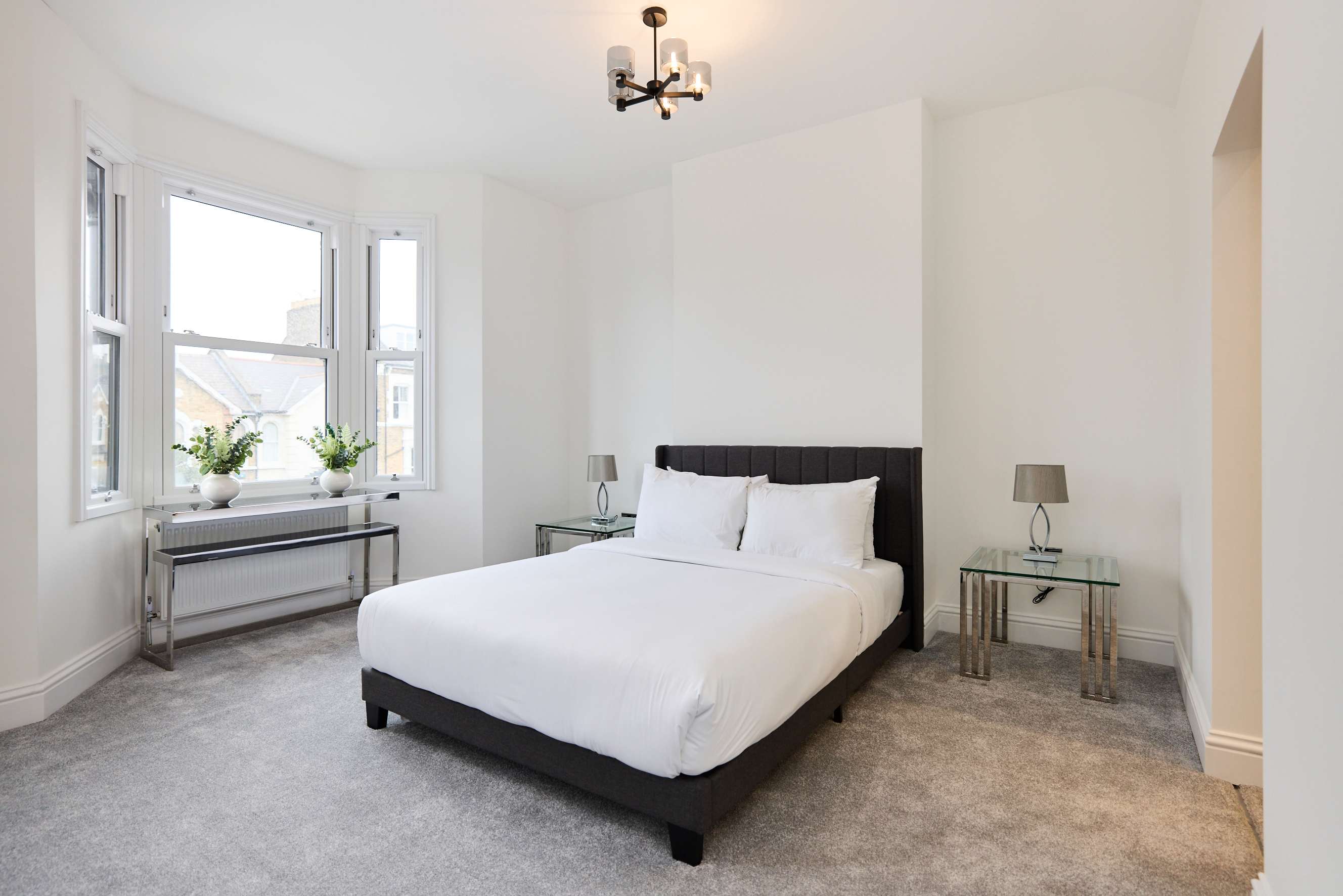 The Gallery House on Grayling in Grayling Road 30 N16 0BT - Property image 5 - VivreStays