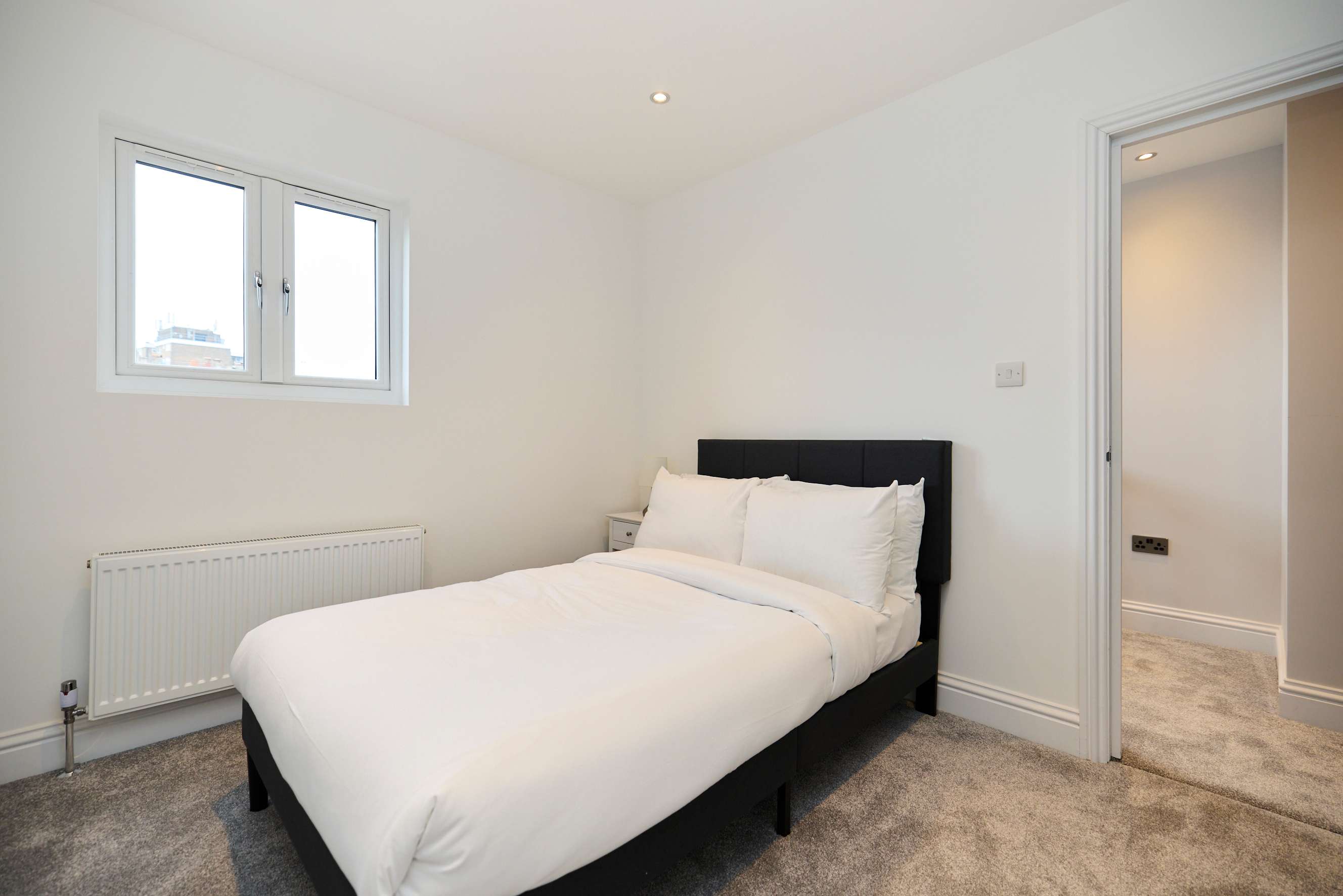 The Gallery House on Grayling in Grayling Road 30 N16 0BT - Property image 9 - VivreStays