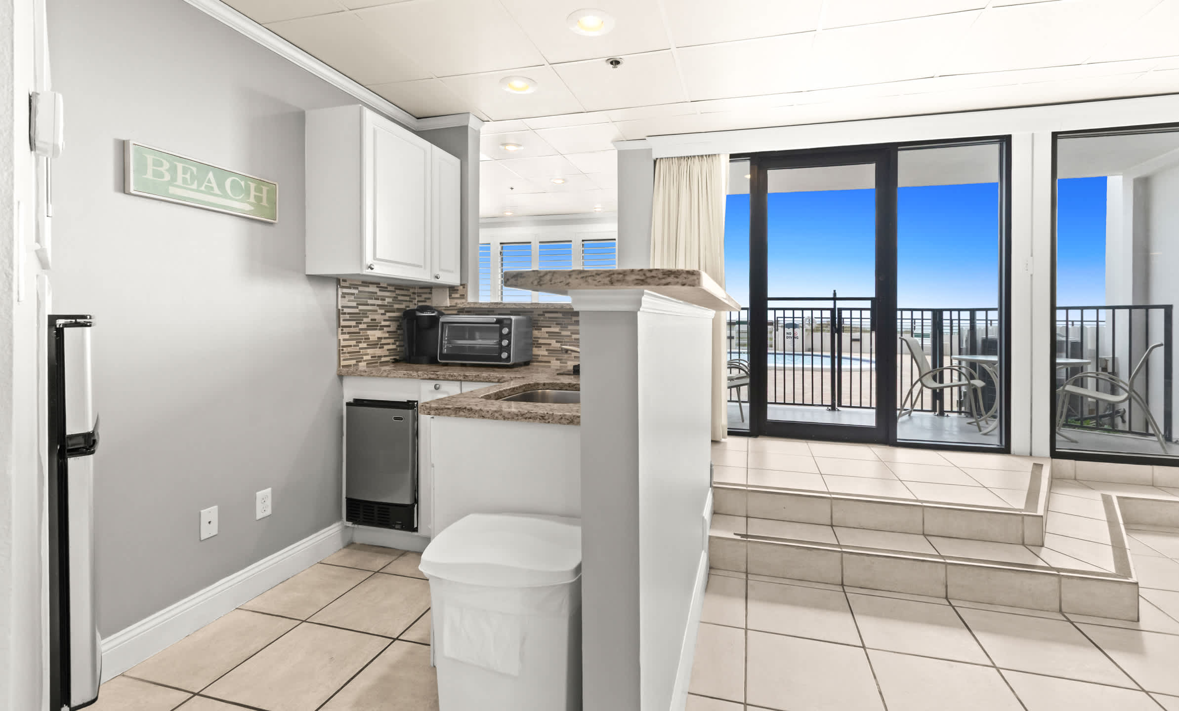 Emerald Towers 0104 12