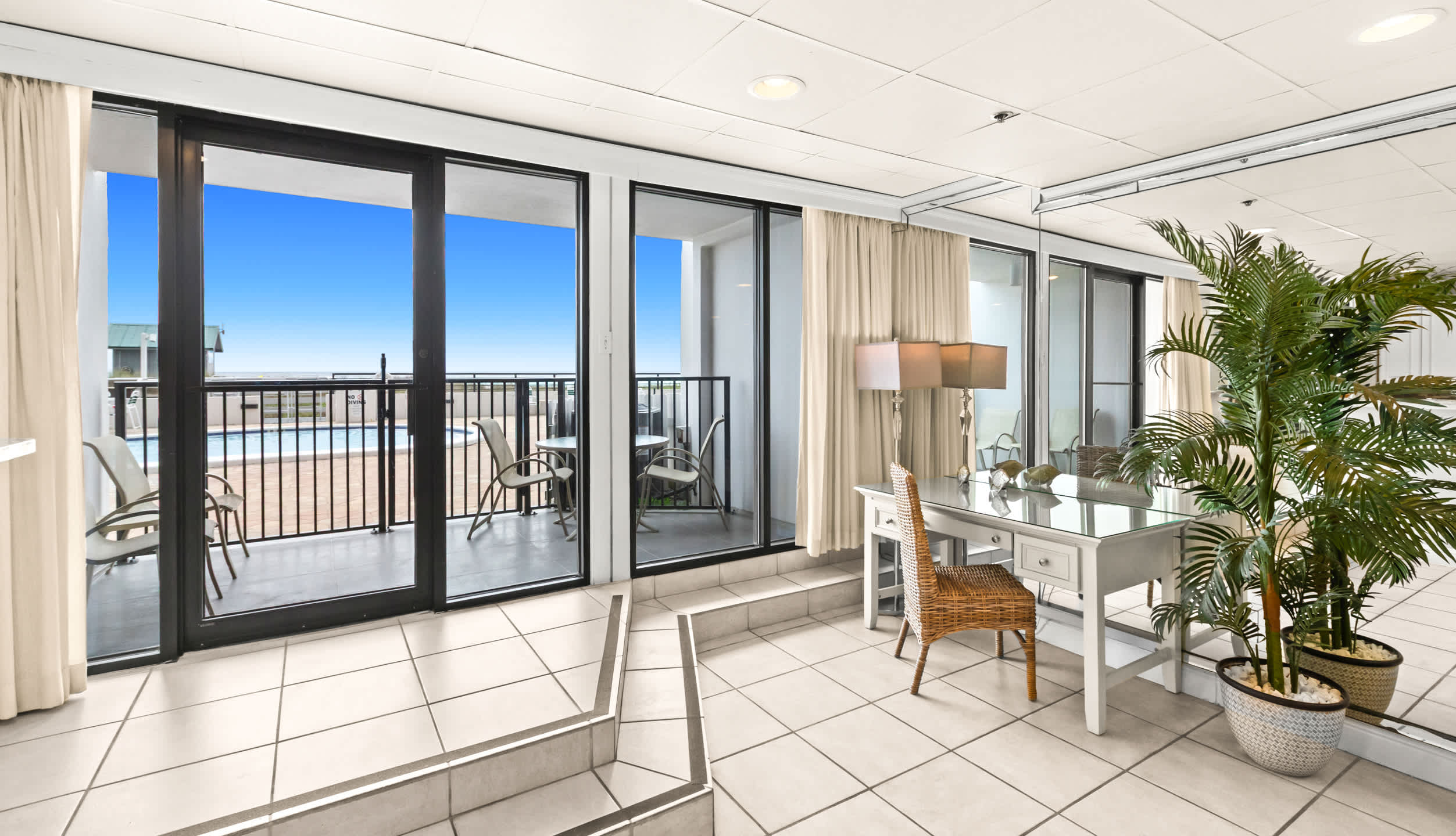 Emerald Towers 0104 16