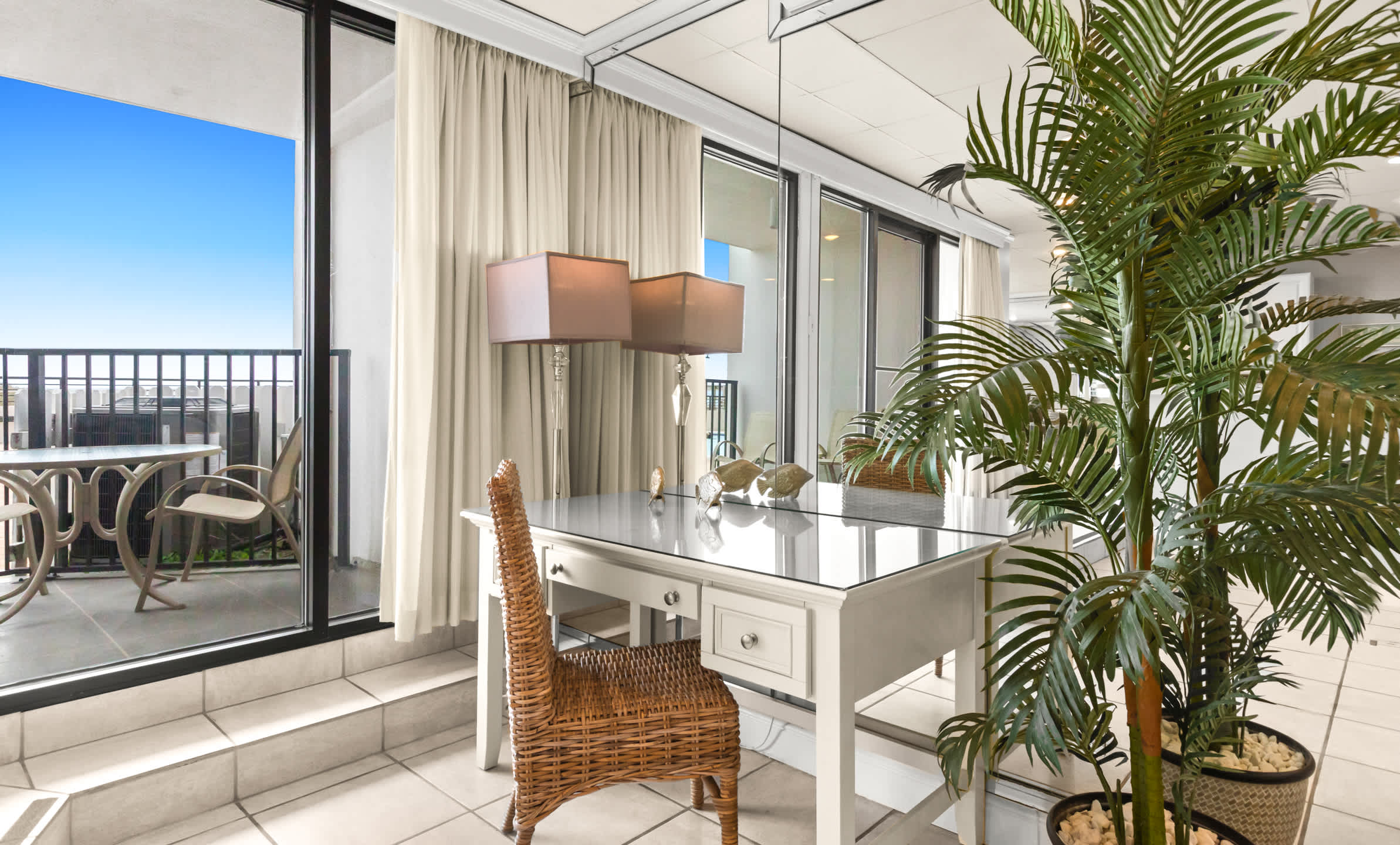 Emerald Towers 0104 17