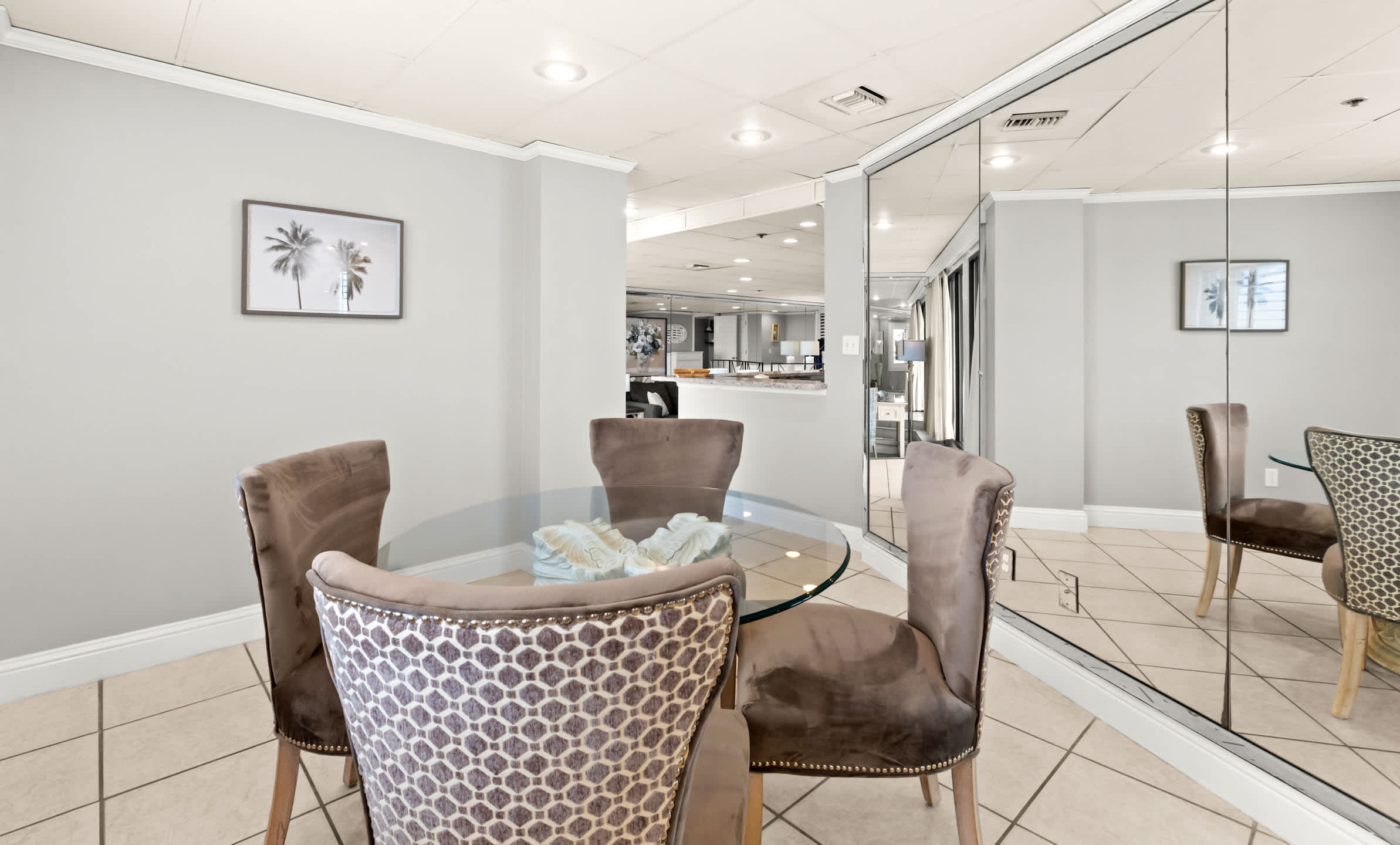 Emerald Towers 0104 22