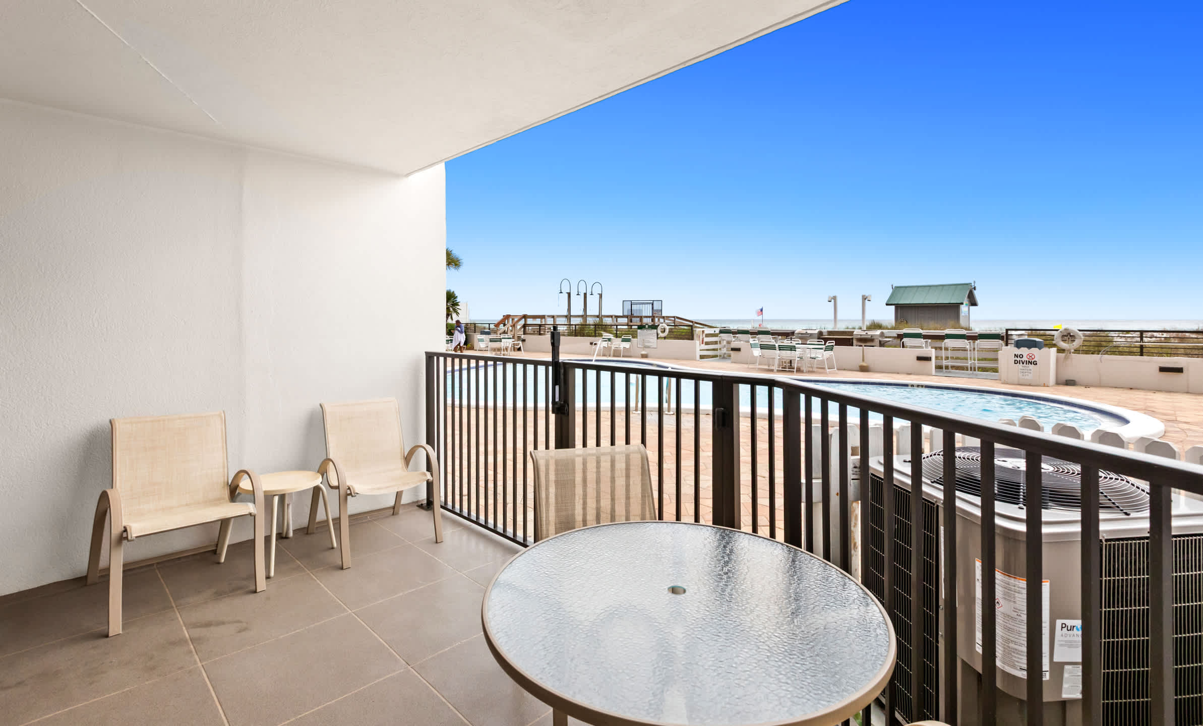 Emerald Towers 0104 24