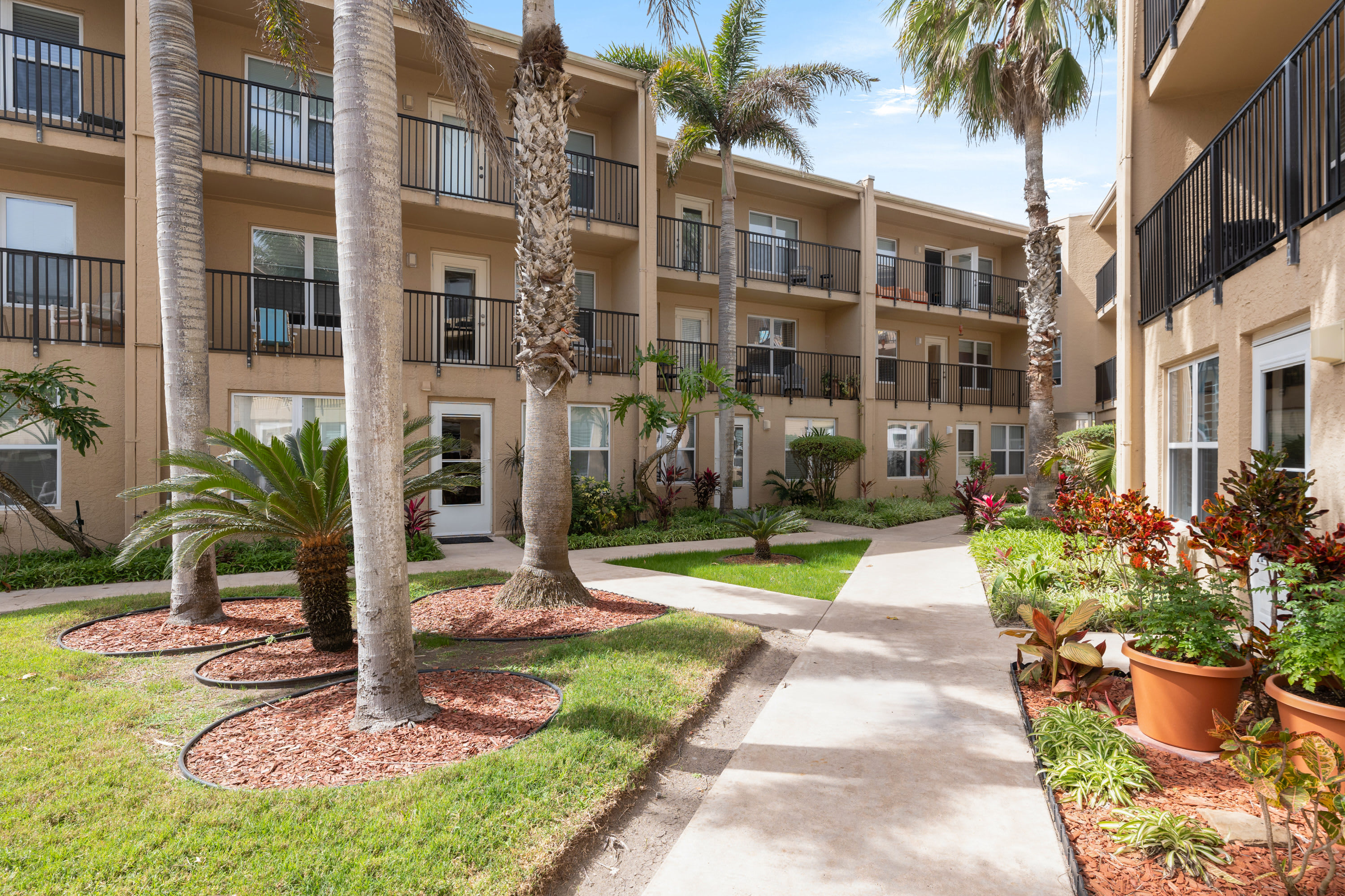 Steps from Beach Condo with Pool and Hot Tub | Photo 18