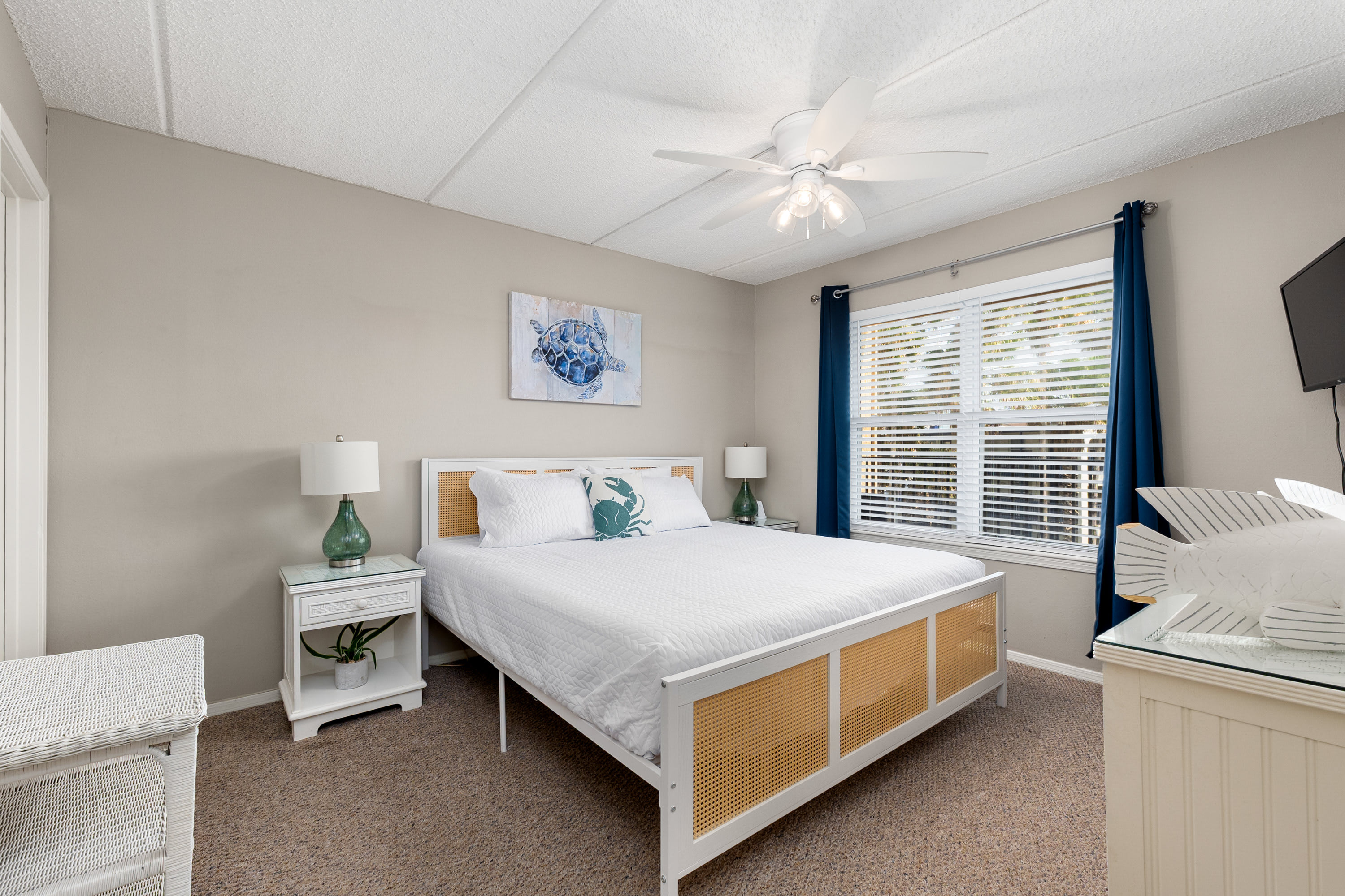 Steps from Beach Condo with Pool and Hot Tub | Photo 12