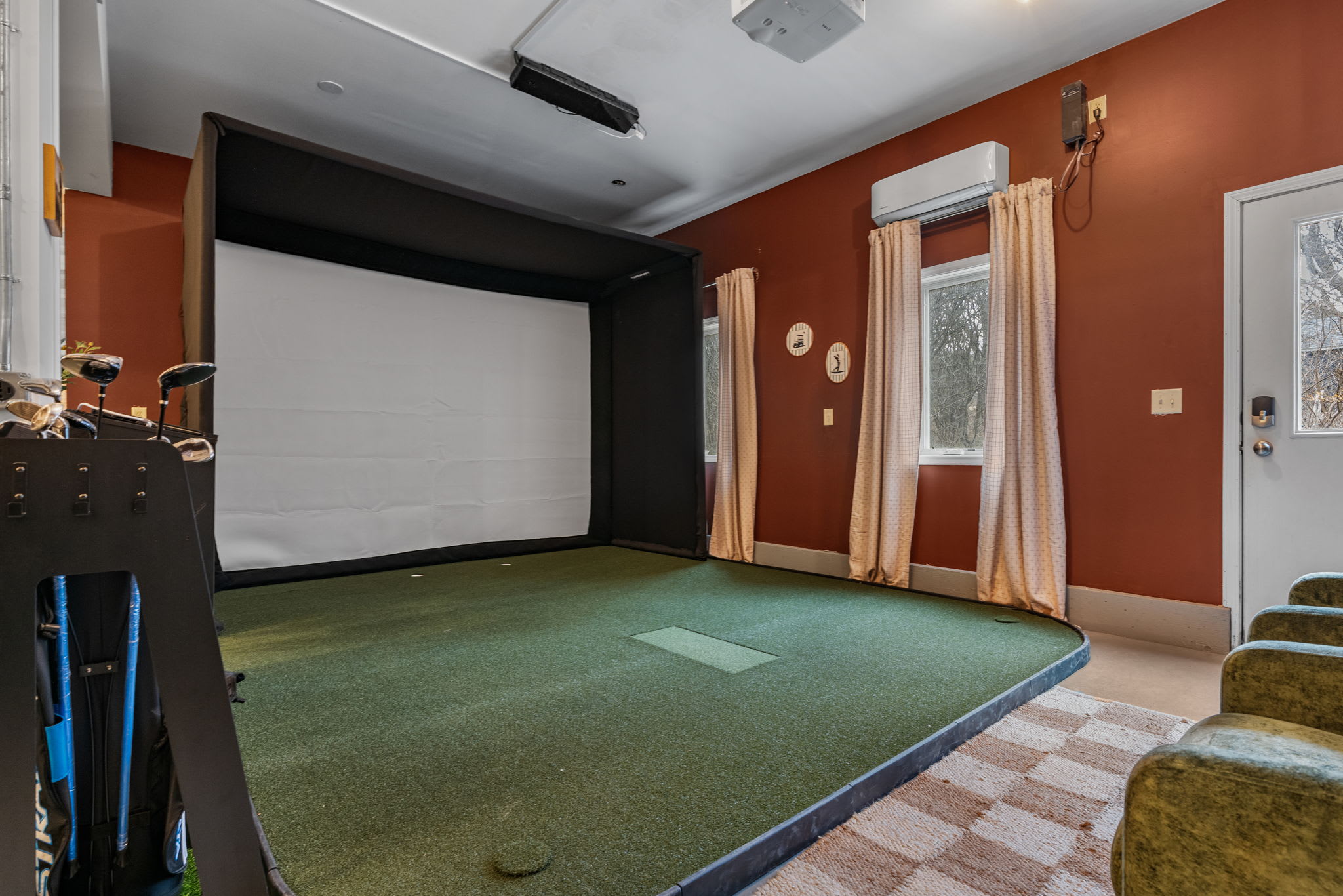 Luxury Lakeview Estate w/ Indoor Pool & Golf Sim 2