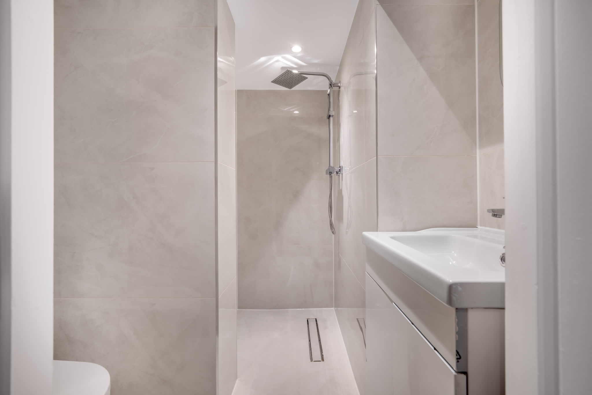 Standard Studio With Terrace In Knightsbridge in Beaufort Gardens SW3 1QH - Property image 9 - VivreStays
