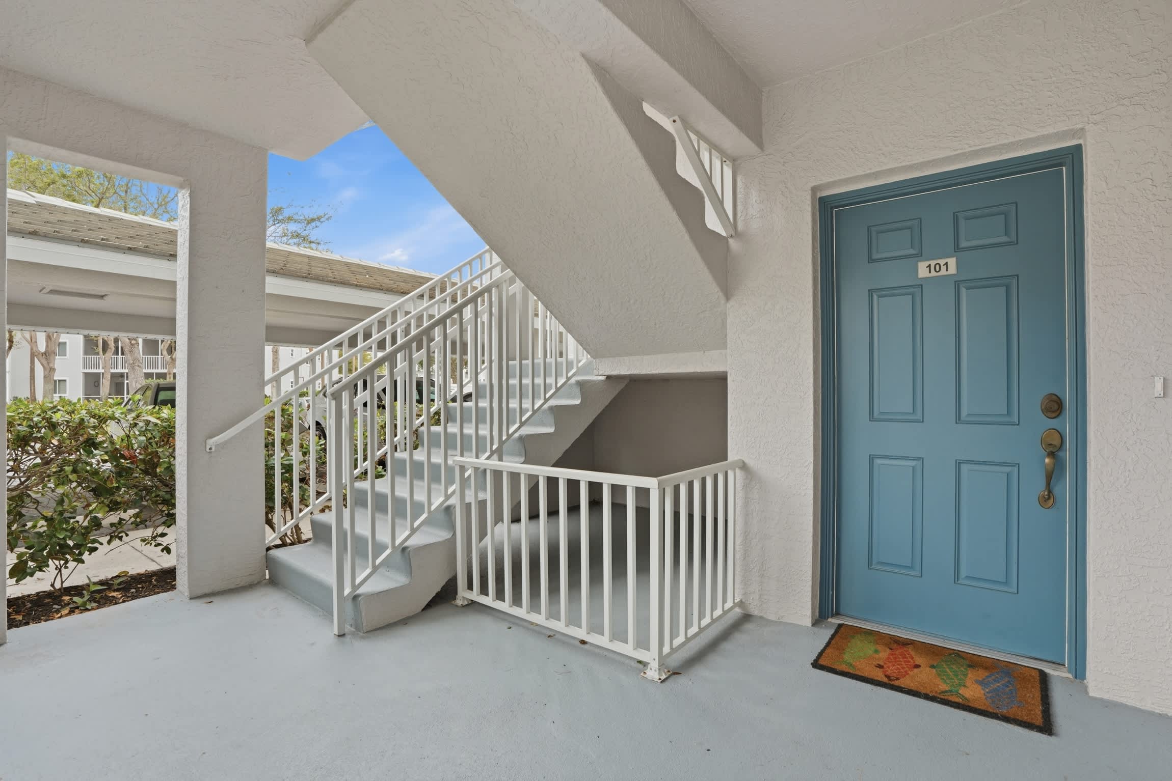 First Floor 2 BR Den Bright End Unit Near Downtown Naples | Photo 7