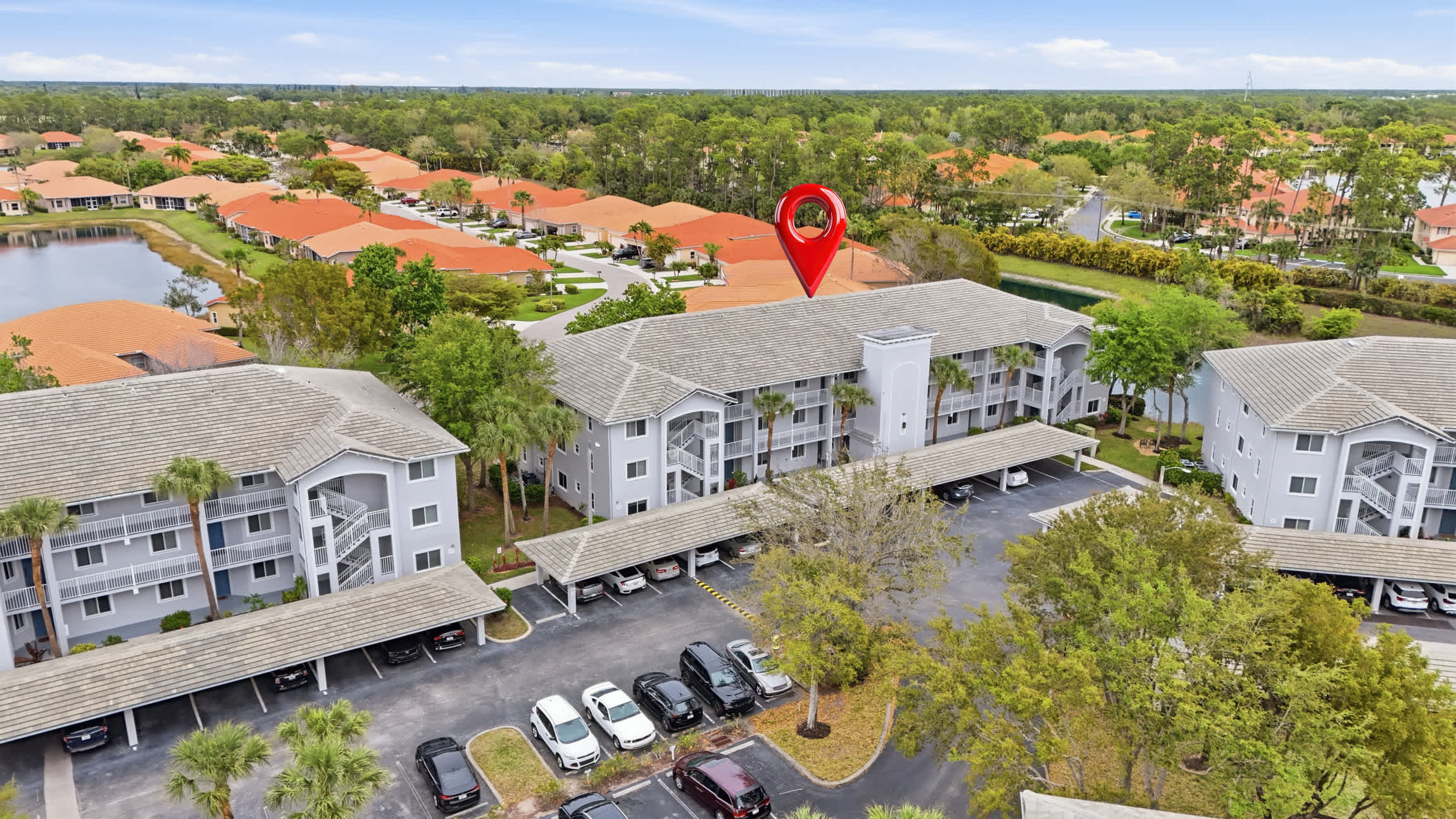 First Floor 2 BR Den Bright End Unit Near Downtown Naples | Photo 29