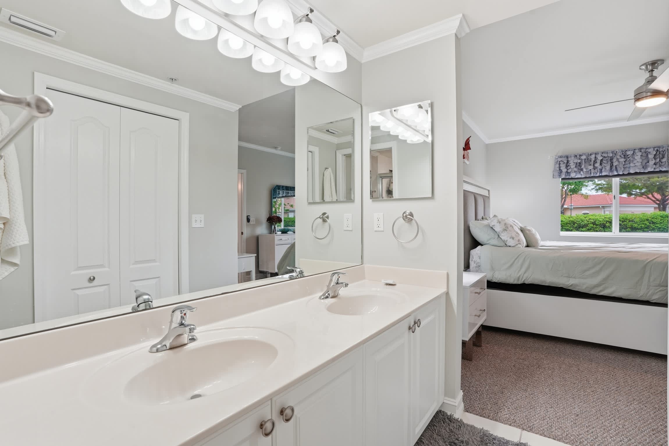 First Floor 2 BR Den Bright End Unit Near Downtown Naples | Photo 17