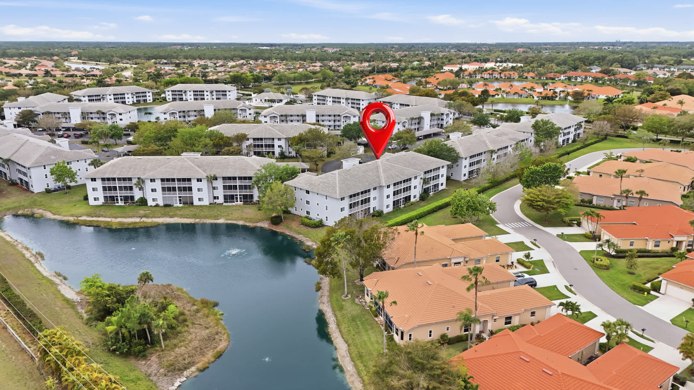 First Floor 2 BR Den Bright End Unit Near Downtown Naples | Photo 33