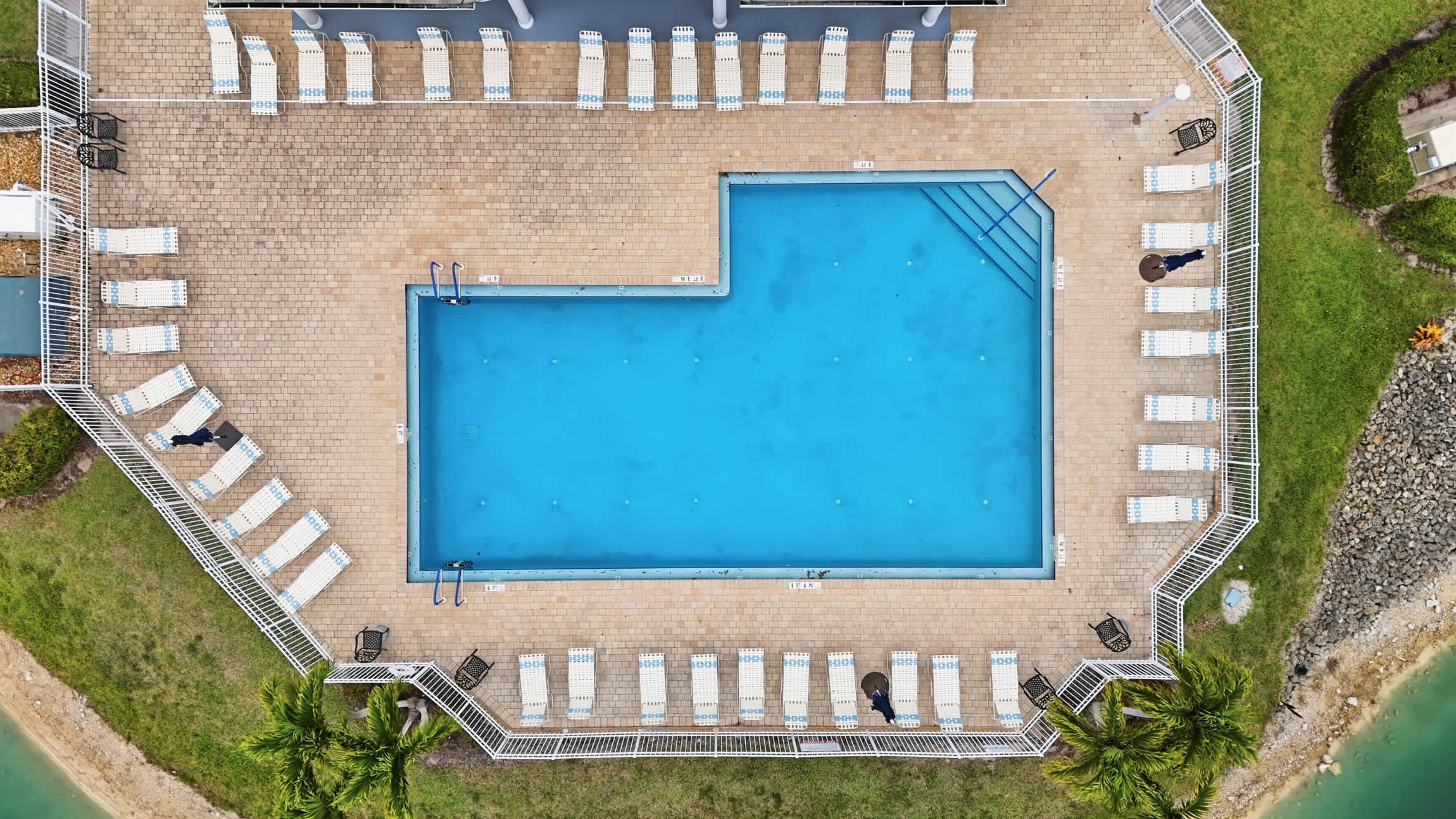 First Floor 2 BR Den Bright End Unit Near Downtown Naples | Photo 34