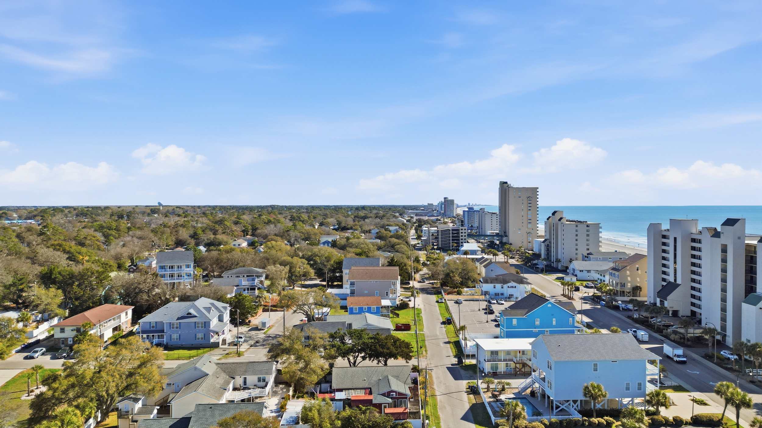 Sunny Beach Bungalow Pet Friendly Near Beach