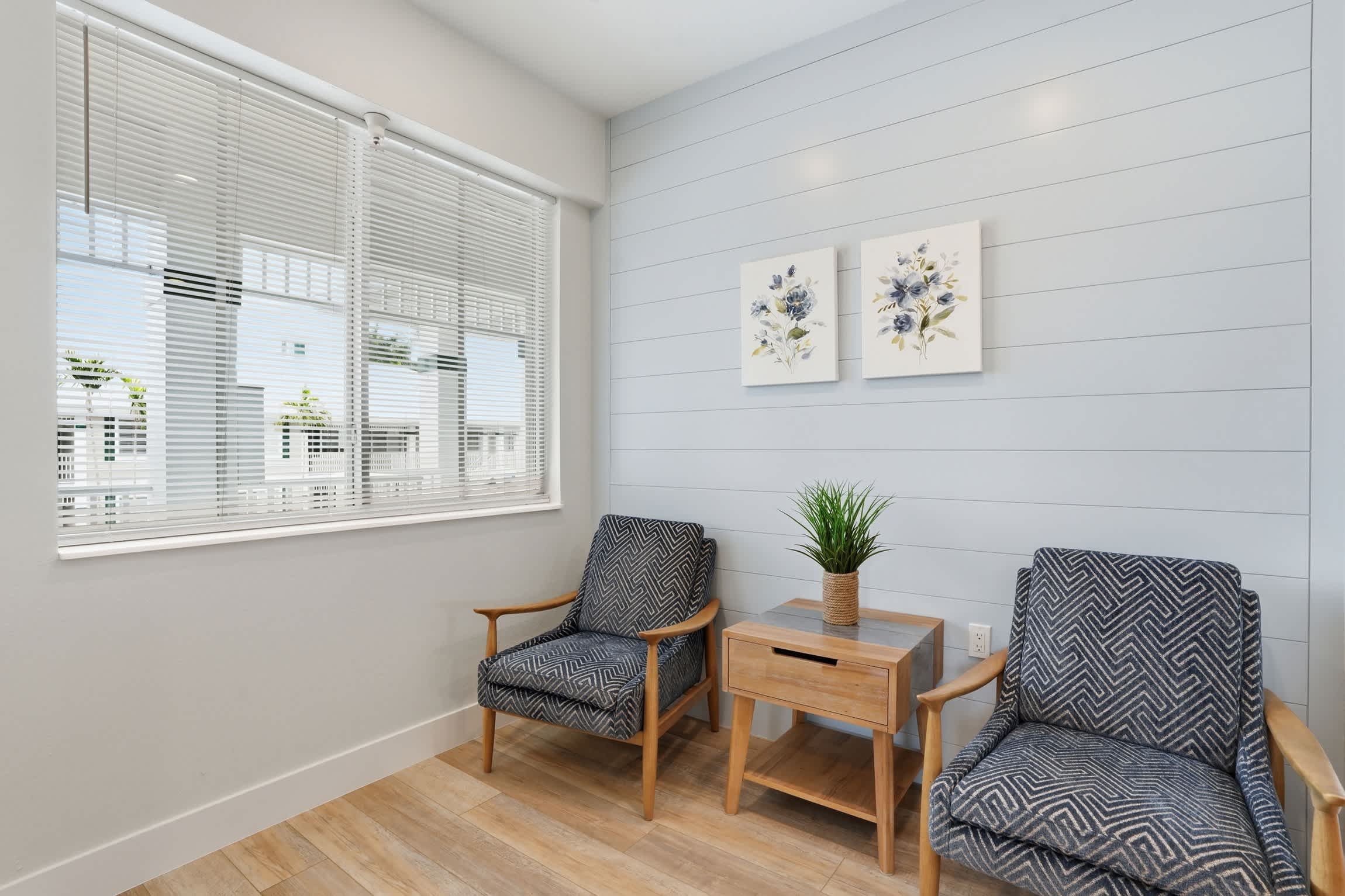 1226 Updated Sleeps 6 Close to Pool and Gym | Photo 18