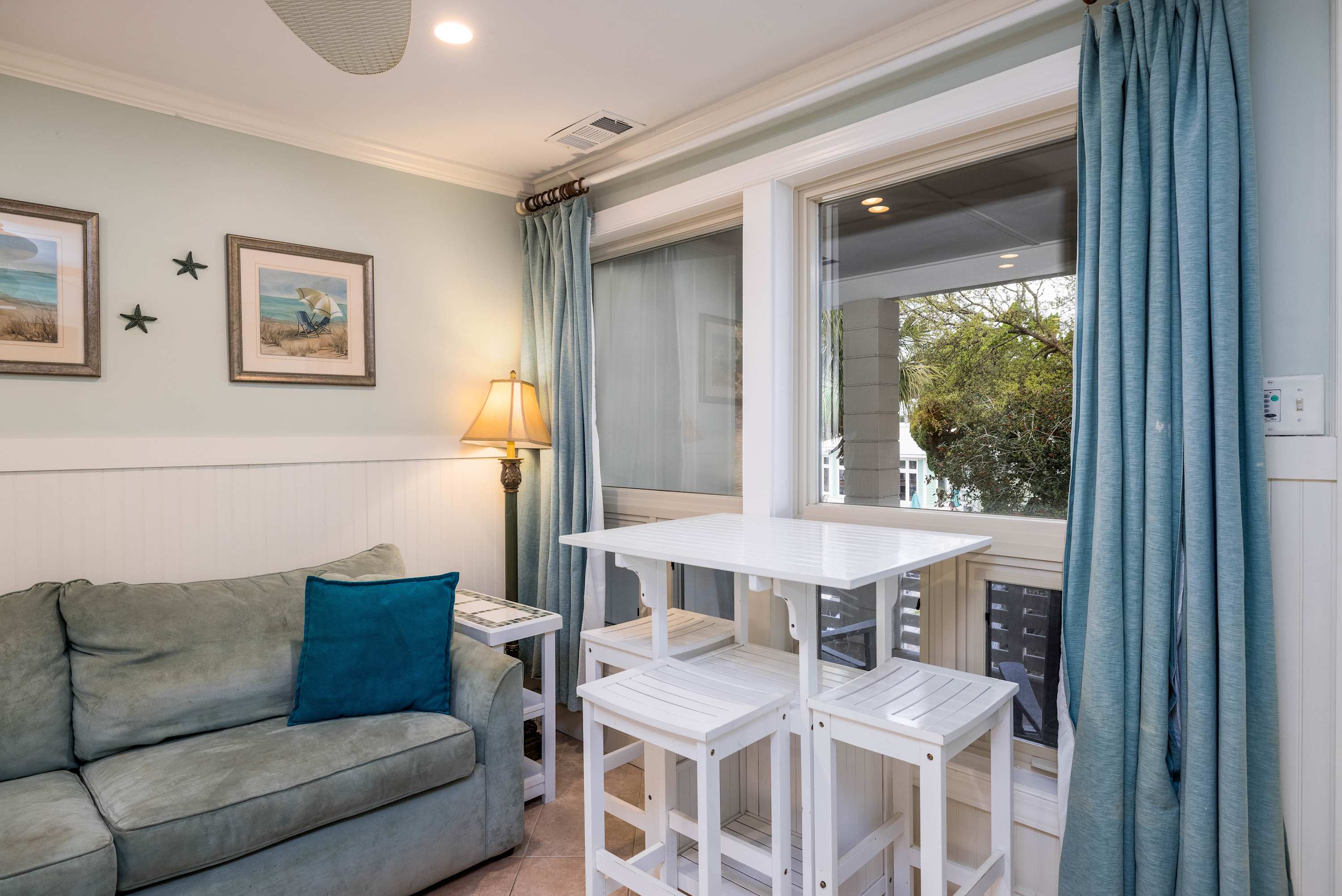 527 Sunsuite | Photo 7