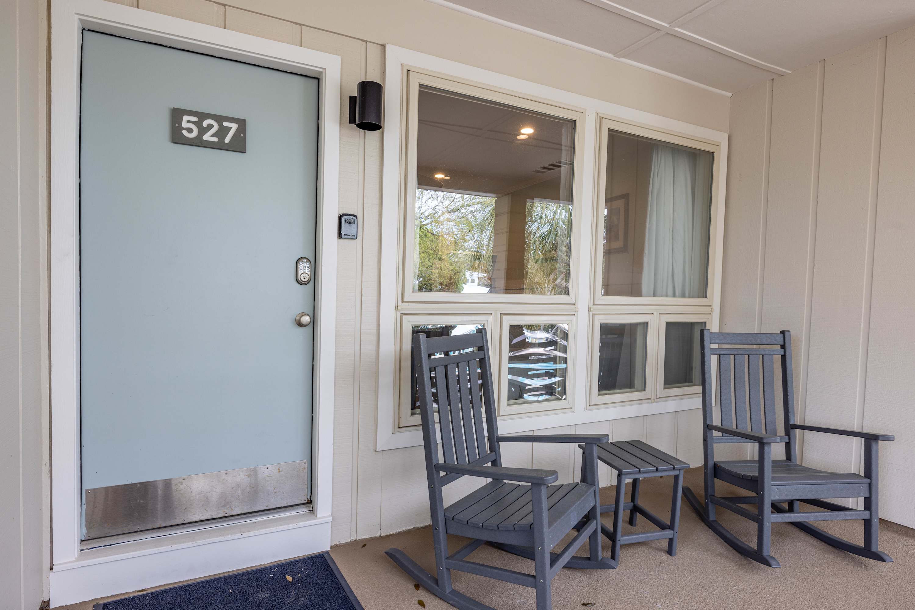 527 Sunsuite | Photo 12