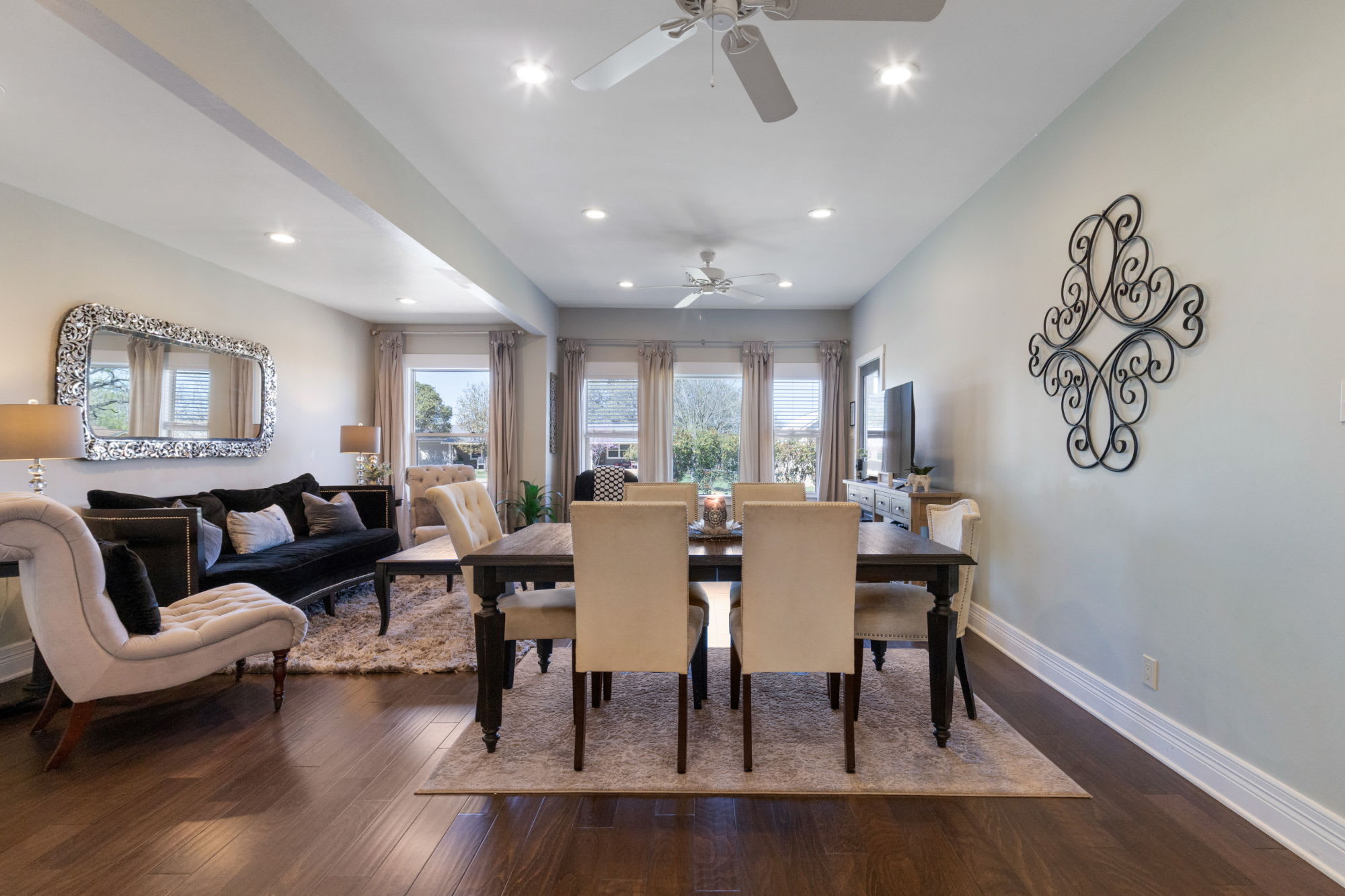 Beloved Haus - Hot-Tub, 4-Min to Main Street! | Photo 7