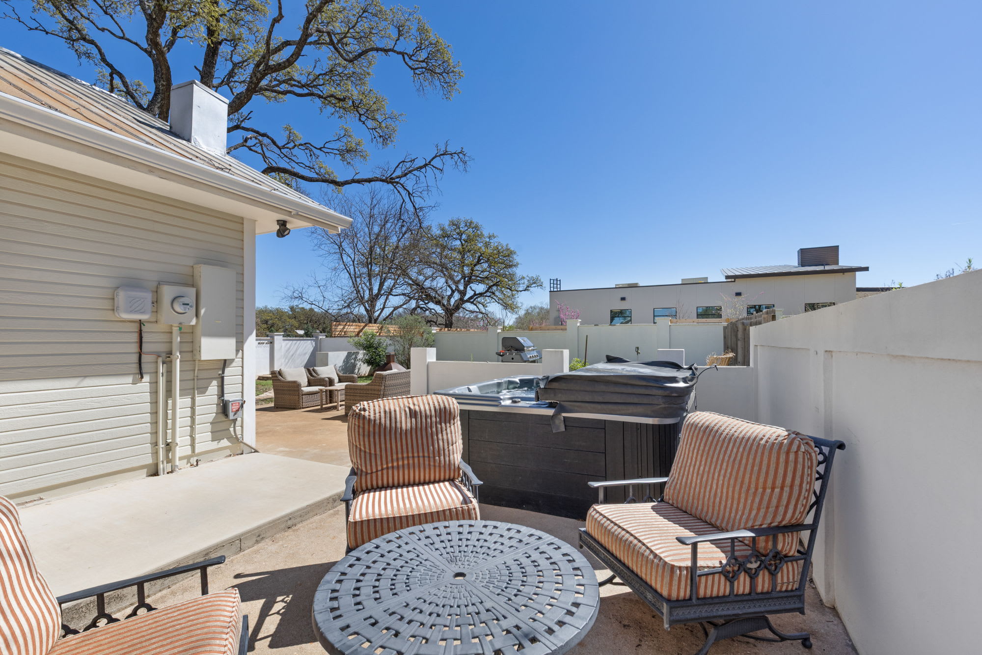 Beloved Haus - Hot-Tub, 4-Min to Main Street! | Photo 6