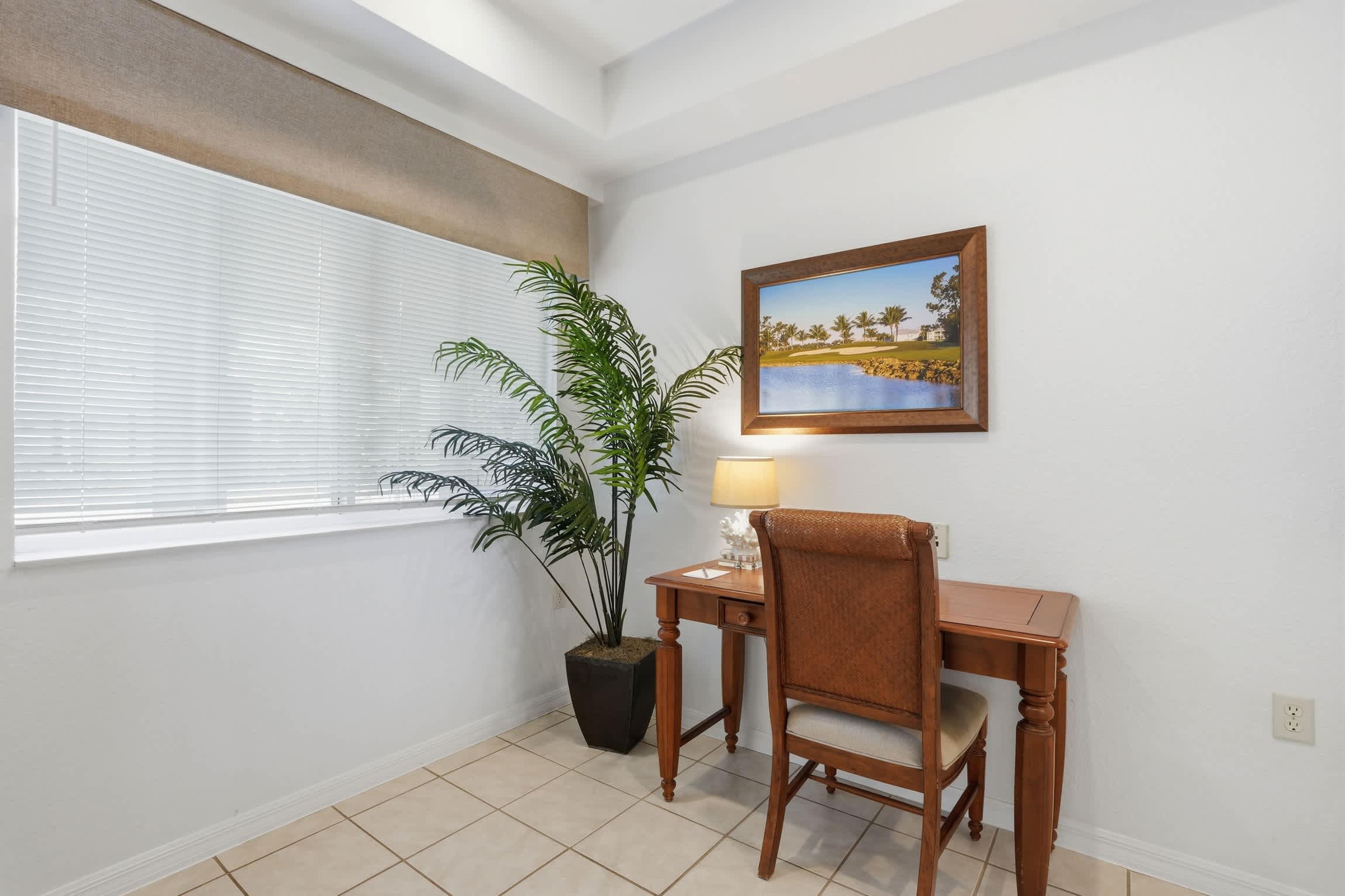 916 First Floor Golf and Lake View Sleeps 6 | Photo 15