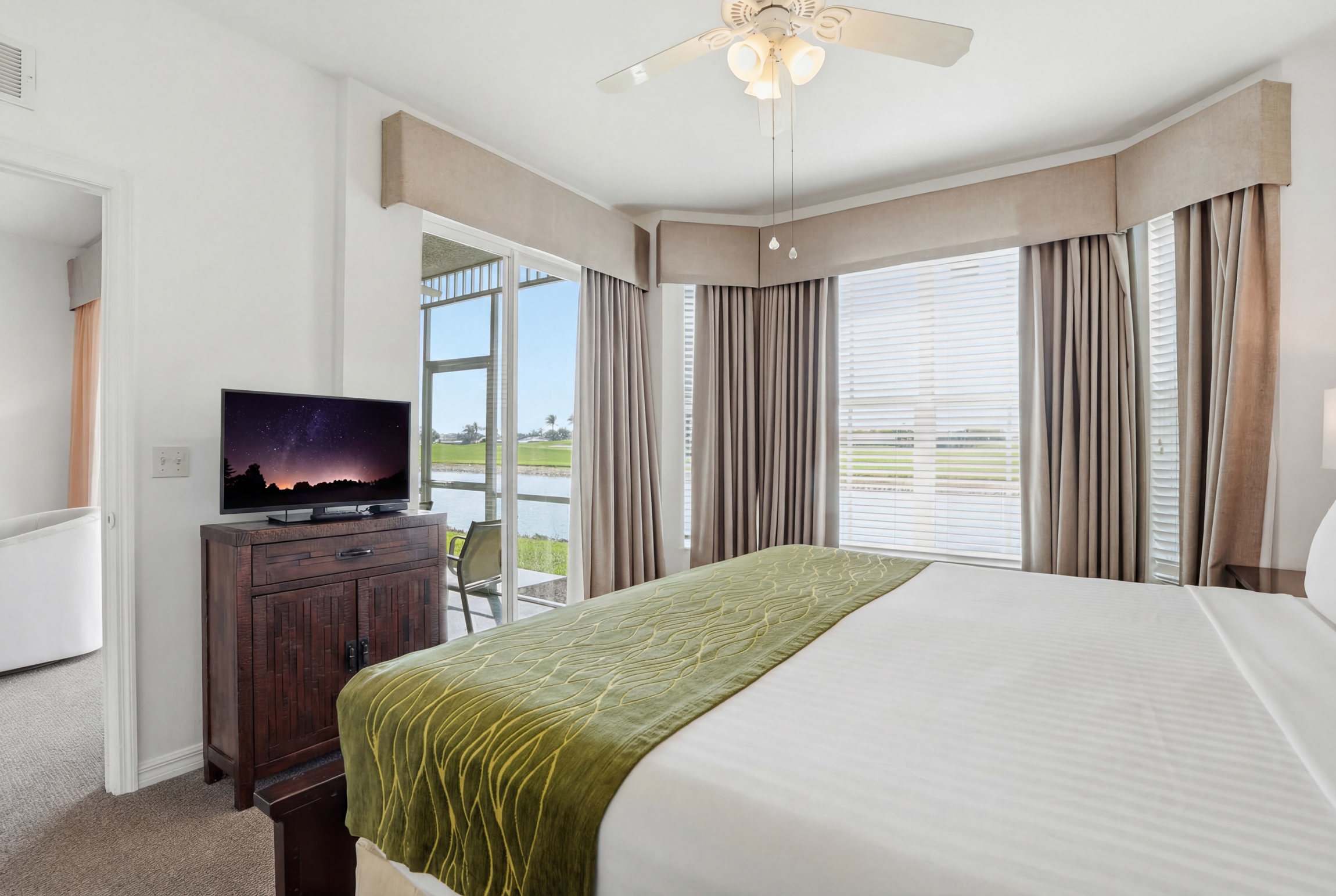 916 First Floor Golf and Lake View Sleeps 6 | Photo 22