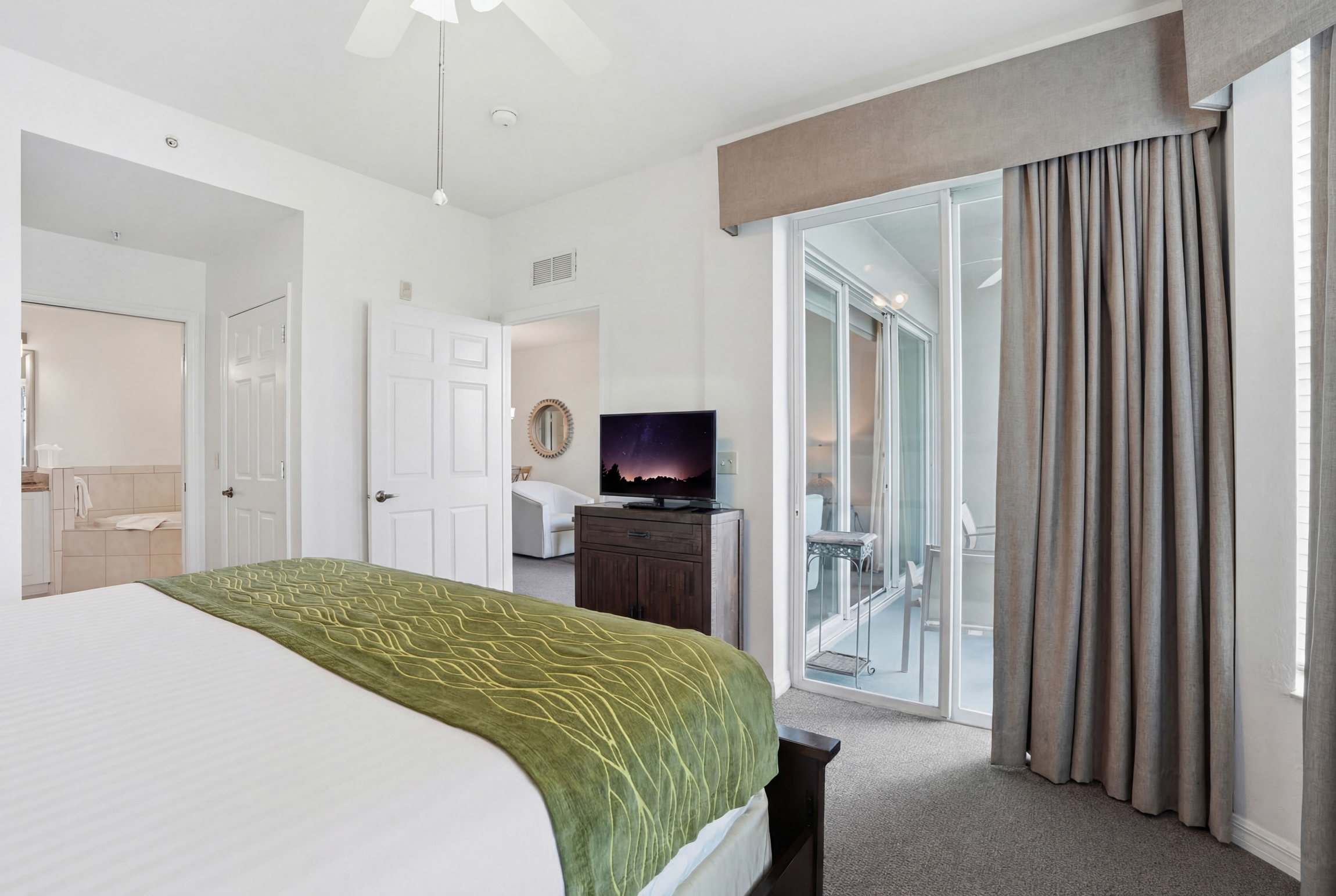 916 First Floor Golf and Lake View Sleeps 6 | Photo 24