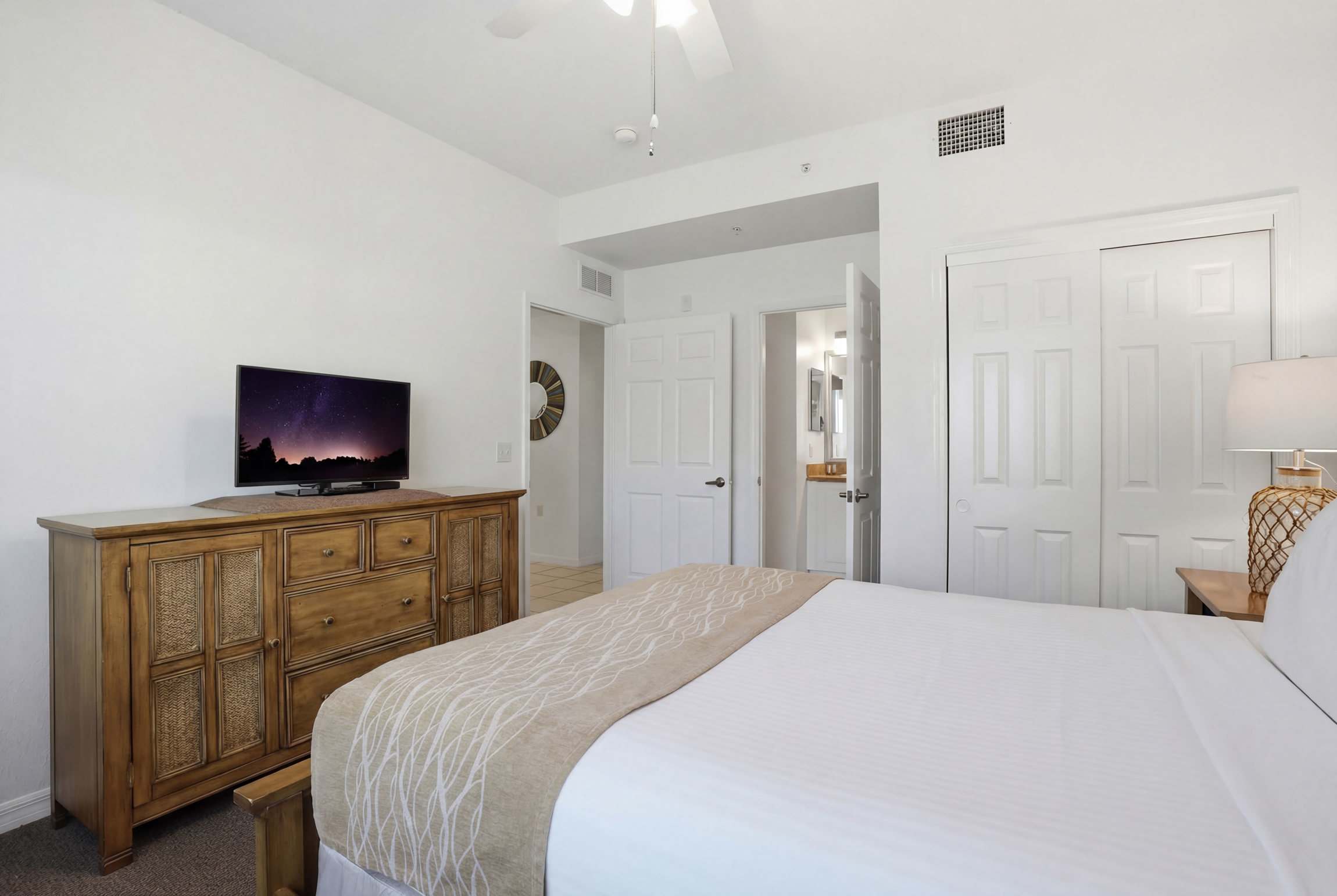 916 First Floor Golf and Lake View Sleeps 6 | Photo 27