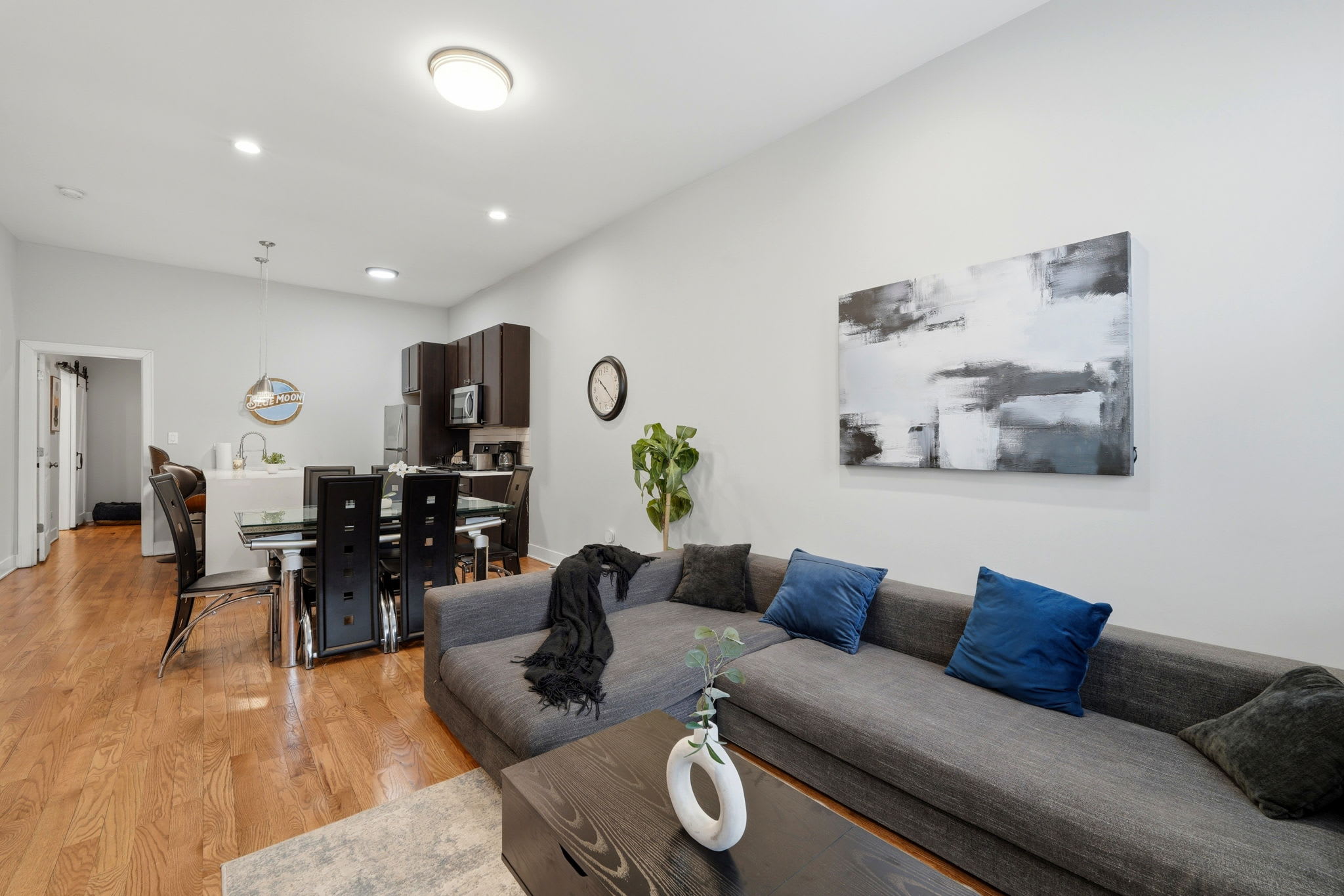 Pilsen Retreat: 4BR 3BA near Downtown Chicago — Chicago, IL — vacation rental