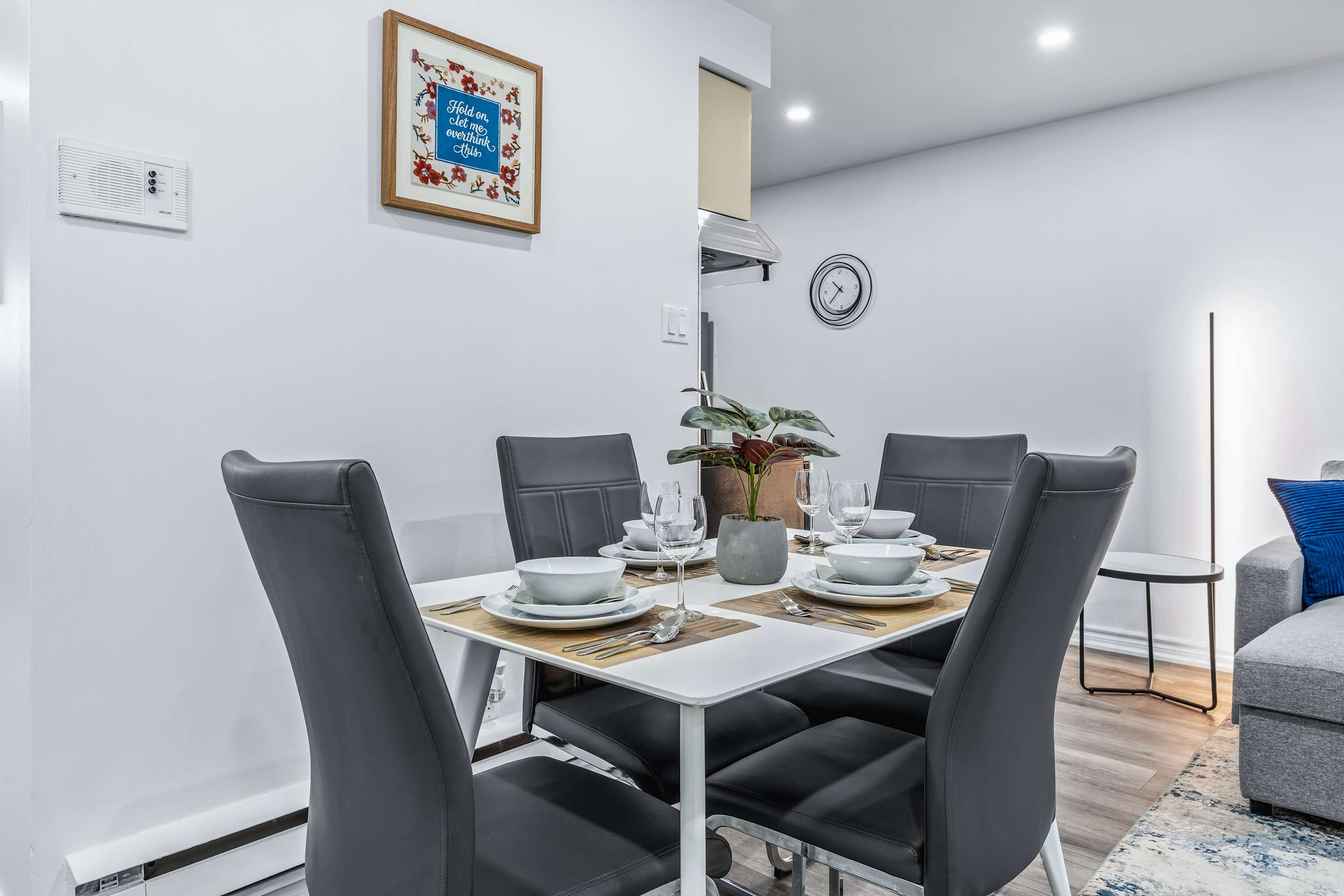 Relaxing Group Retreat Near Little Italy 2