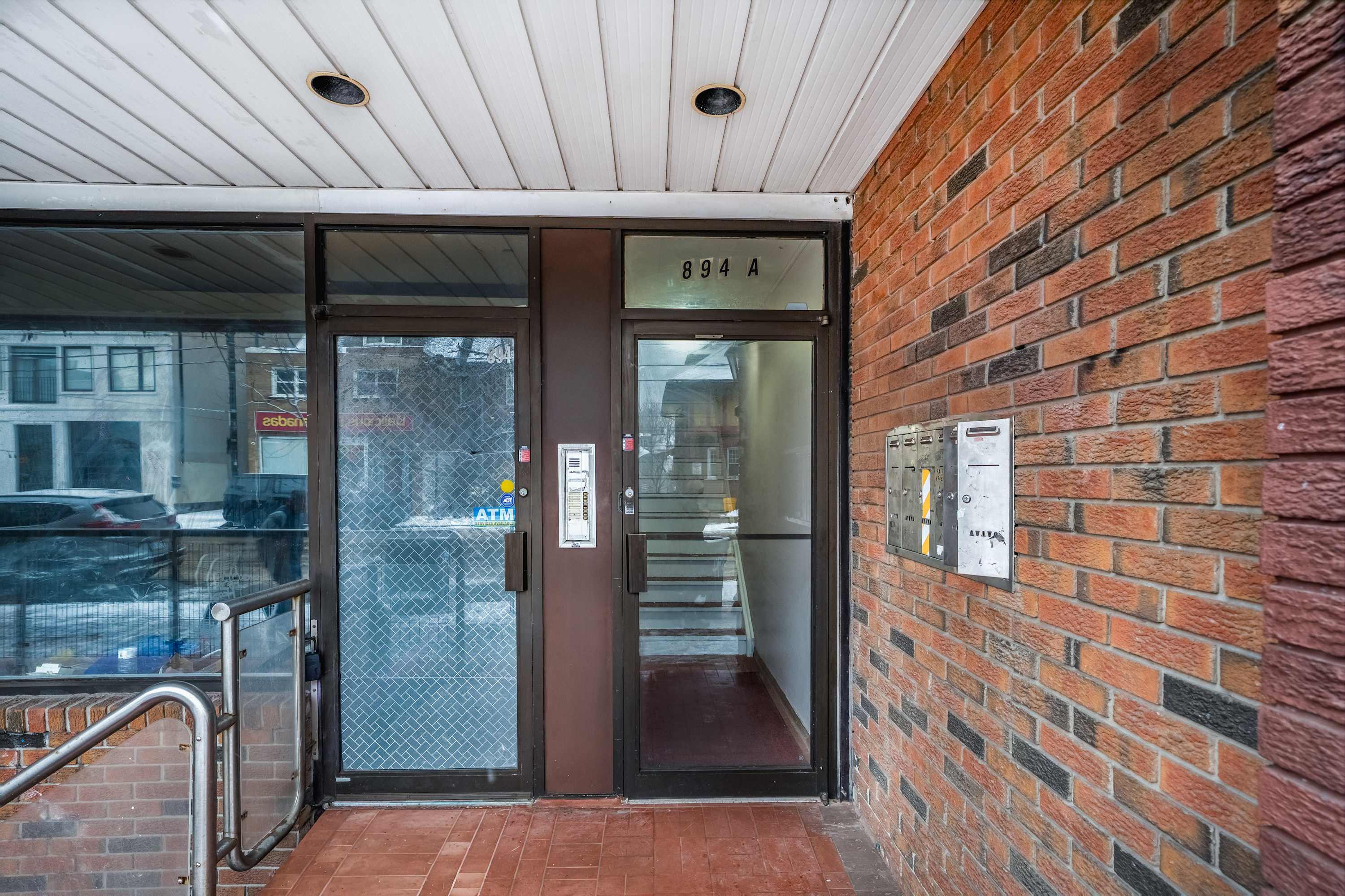 Your stay in a central and well-connected area.